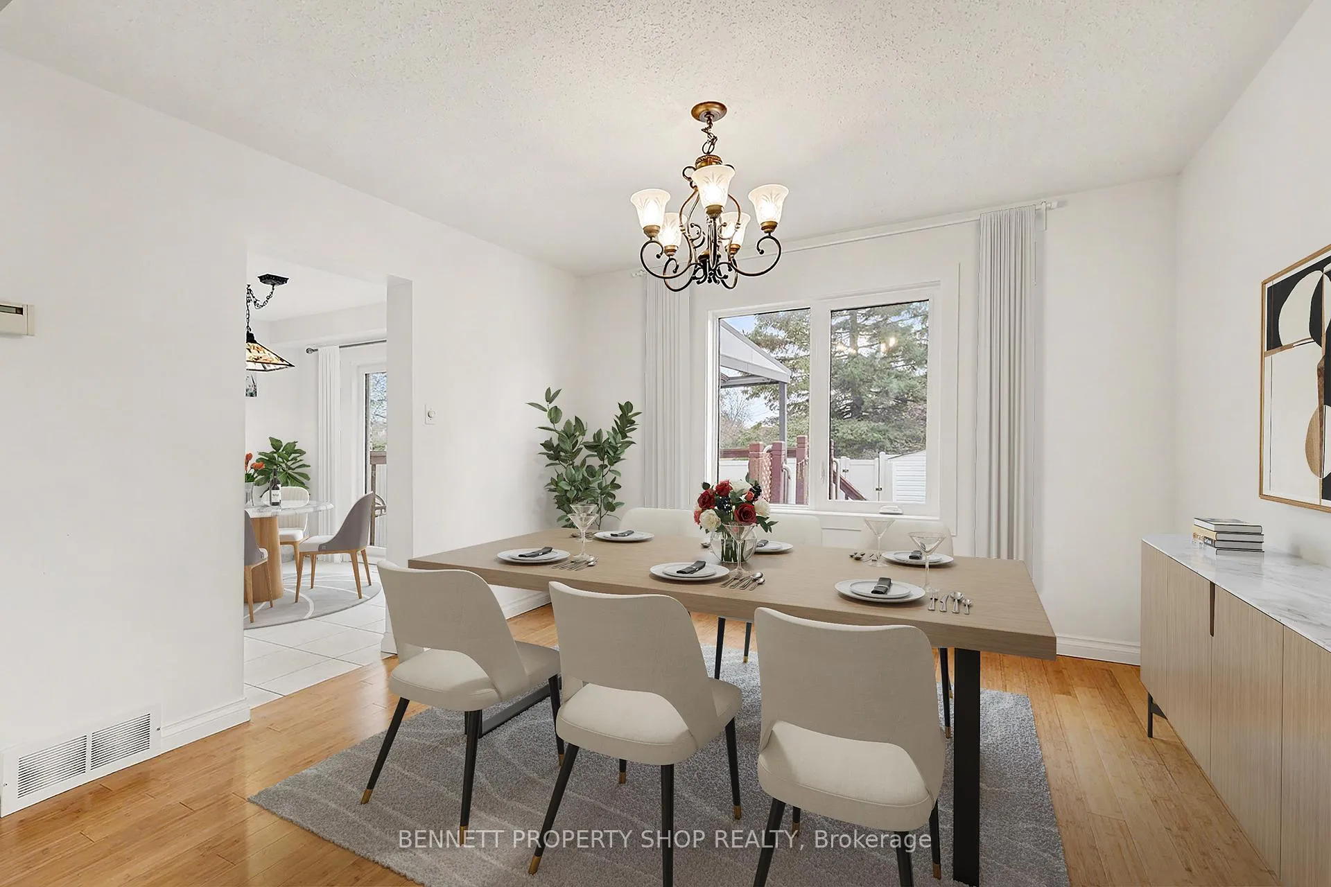 Photo 3 of 18 Shetland Way, Ottawa, Kanata - Bridlewood — HOMEH