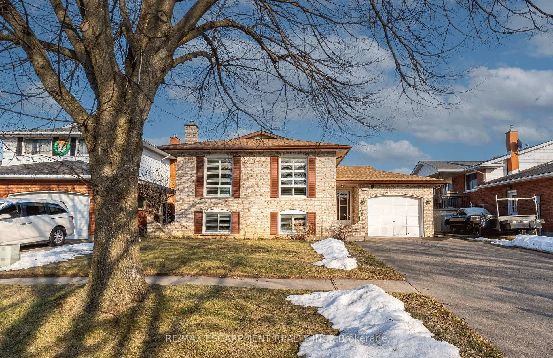 Photo 28 of 14 Eagleson Drive, St. Catharines, Carlton/Bunting — HOMEH