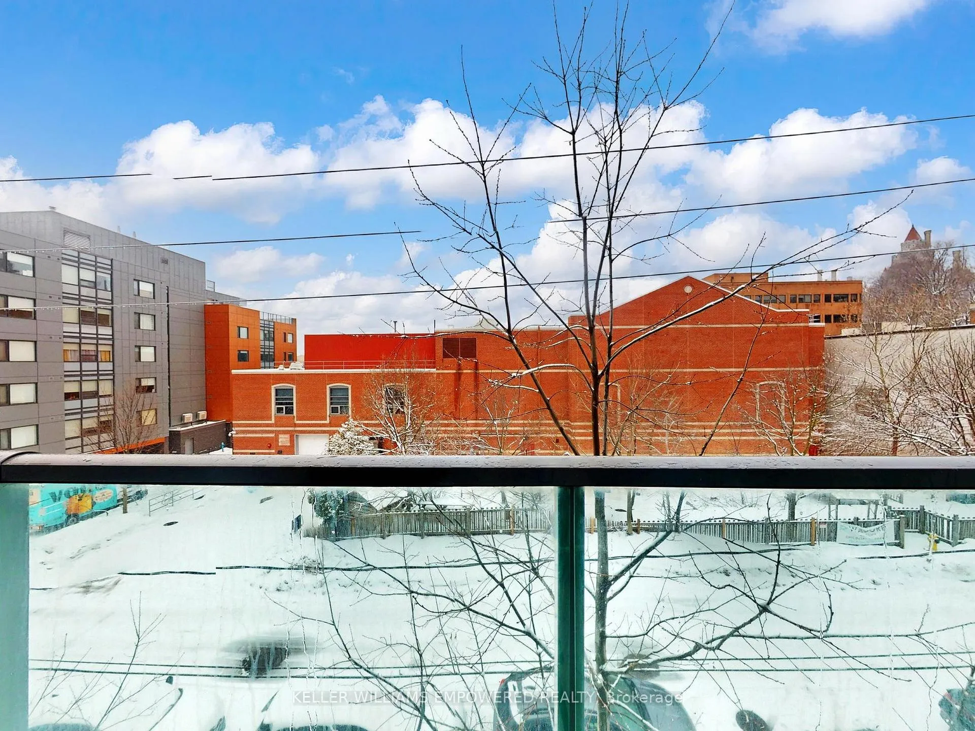 Photo 11 of Unit 307, 377 Madison Avenue, Toronto, Casa Loma — HOMEH