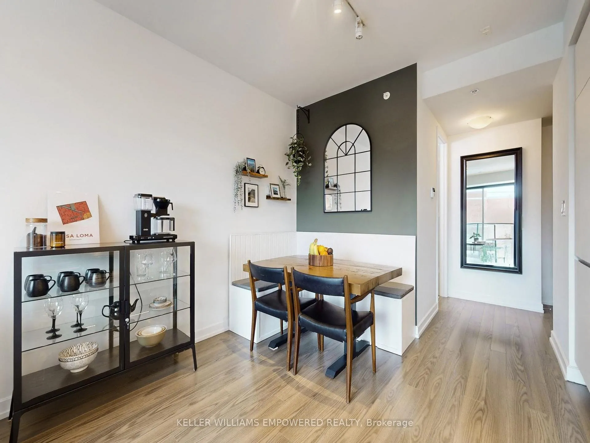 Photo 16 of Unit 307, 377 Madison Avenue, Toronto, Casa Loma — HOMEH