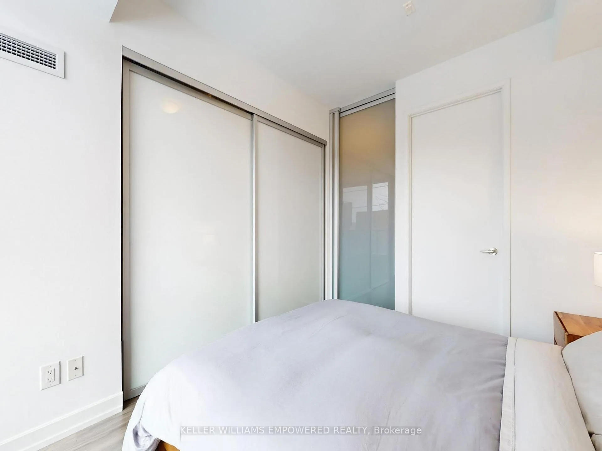 Photo 21 of Unit 307, 377 Madison Avenue, Toronto, Casa Loma — HOMEH