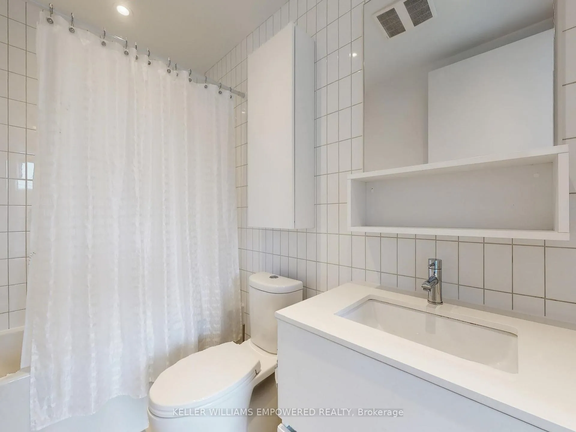 Photo 24 of Unit 307, 377 Madison Avenue, Toronto, Casa Loma — HOMEH