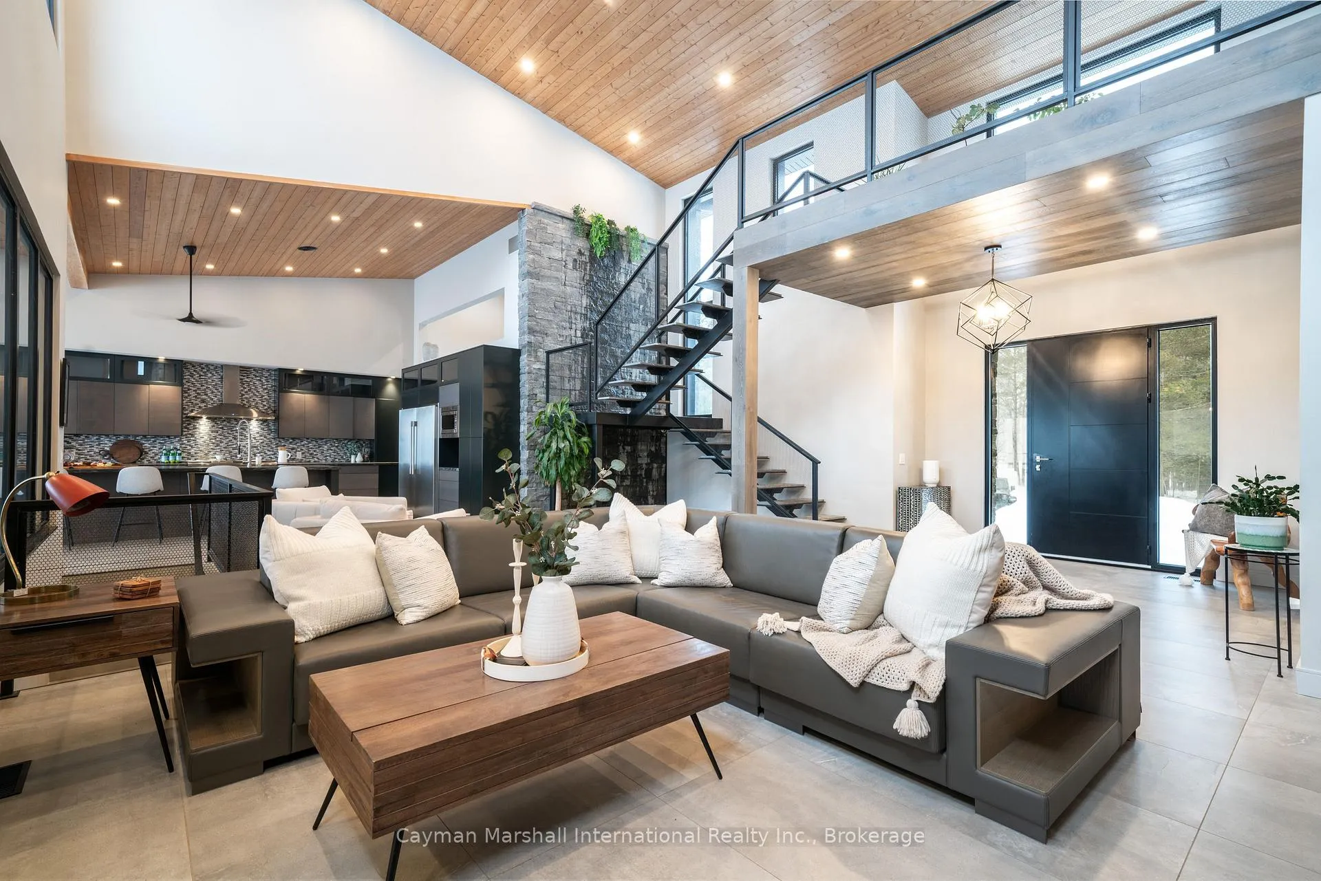 Photo 6 of 47B George Hunt Memorial Drive W, McDougall — HOMEH