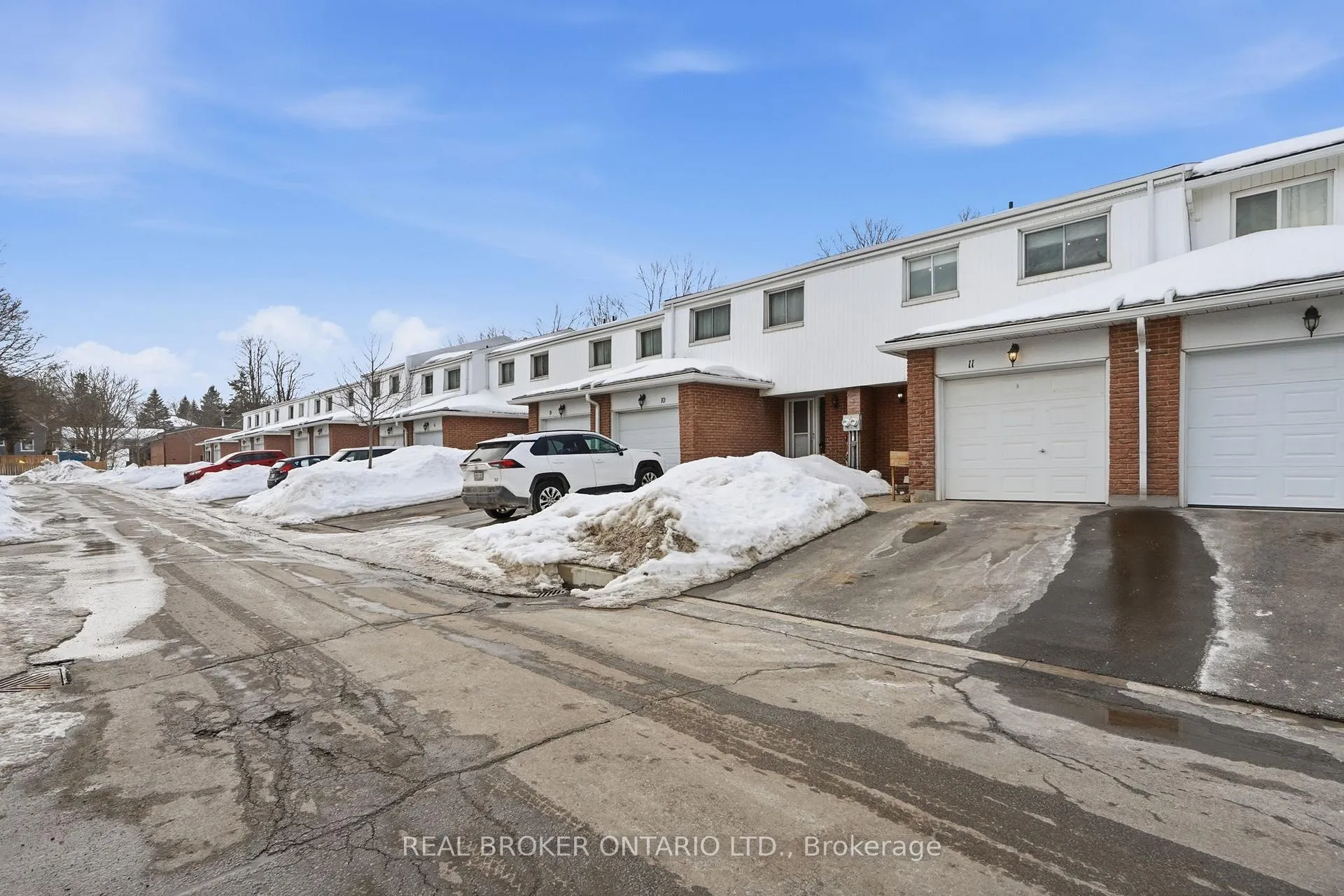 Photo 2 of Unit 11, 325 William Street, Shelburne — HOMEH
