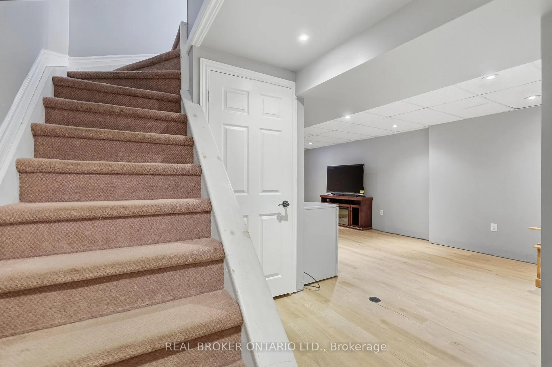 Photo 27 of Unit 11, 325 William Street, Shelburne — HOMEH