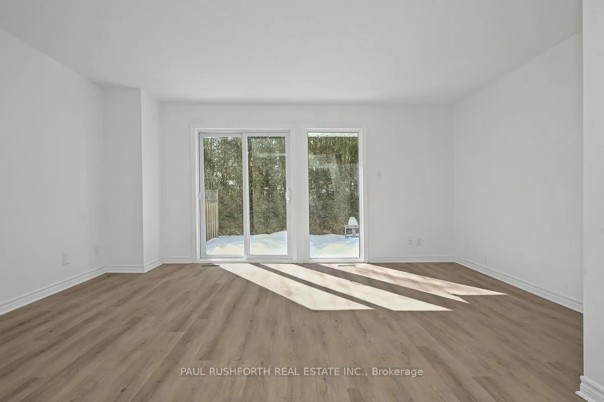 Photo 6 of 148 Bentbrook Crescent, Ottawa, Barrhaven - Heritage Park — HOMEH