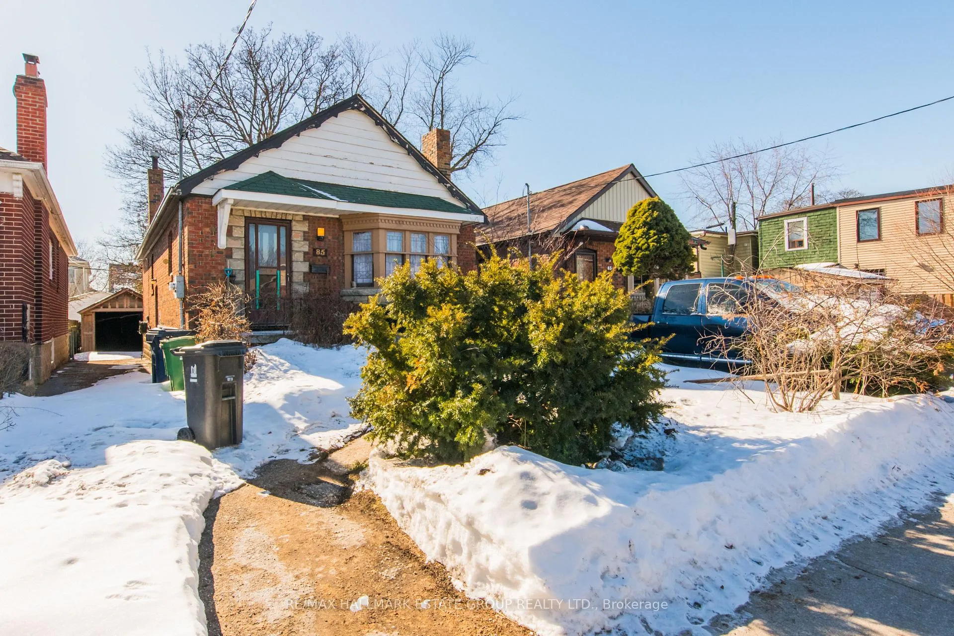 Photo 1 of 85 Kings Park Boulevard, Toronto, Danforth Village-East York — HOMEH