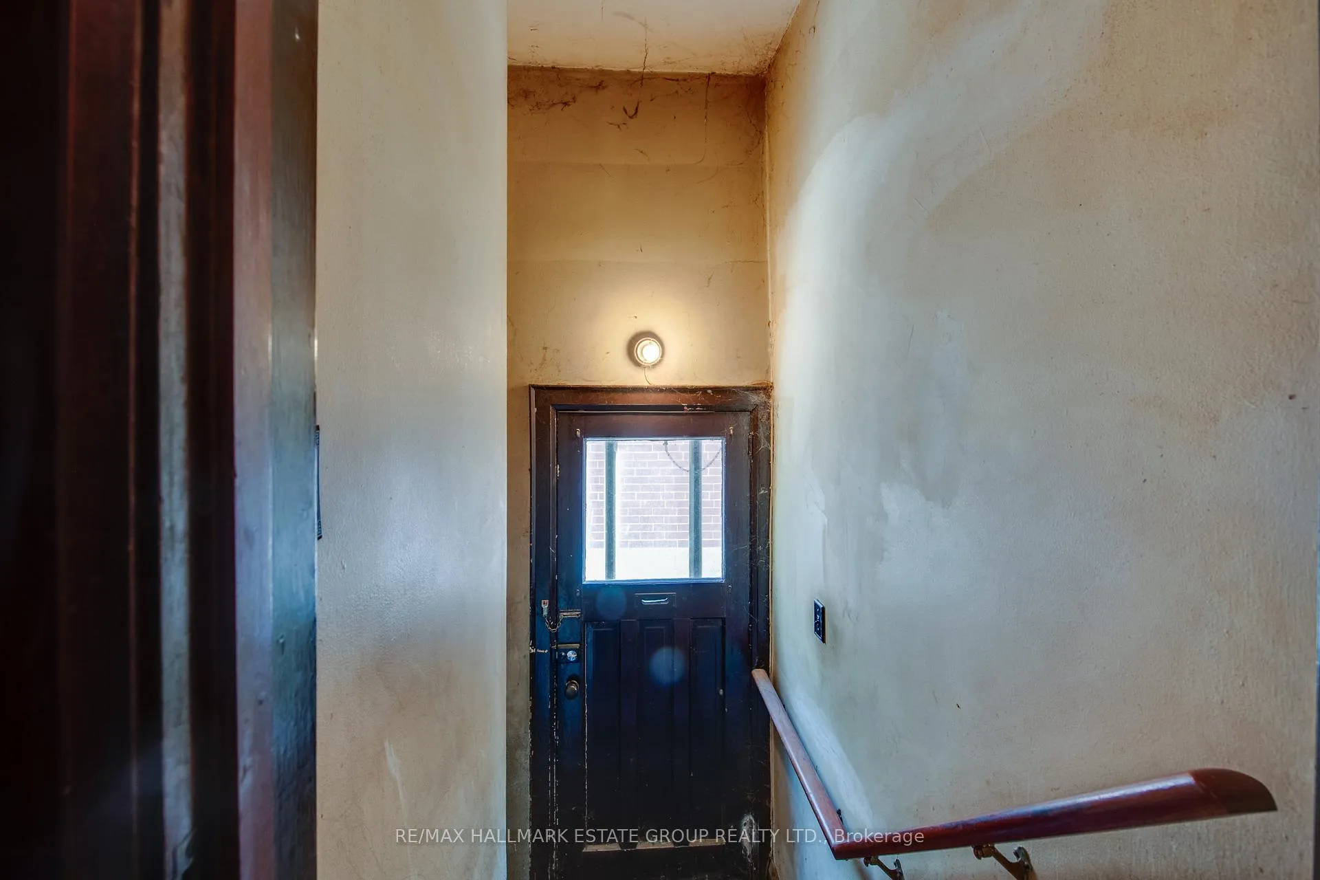 Photo 14 of 85 Kings Park Boulevard, Toronto, Danforth Village-East York — HOMEH