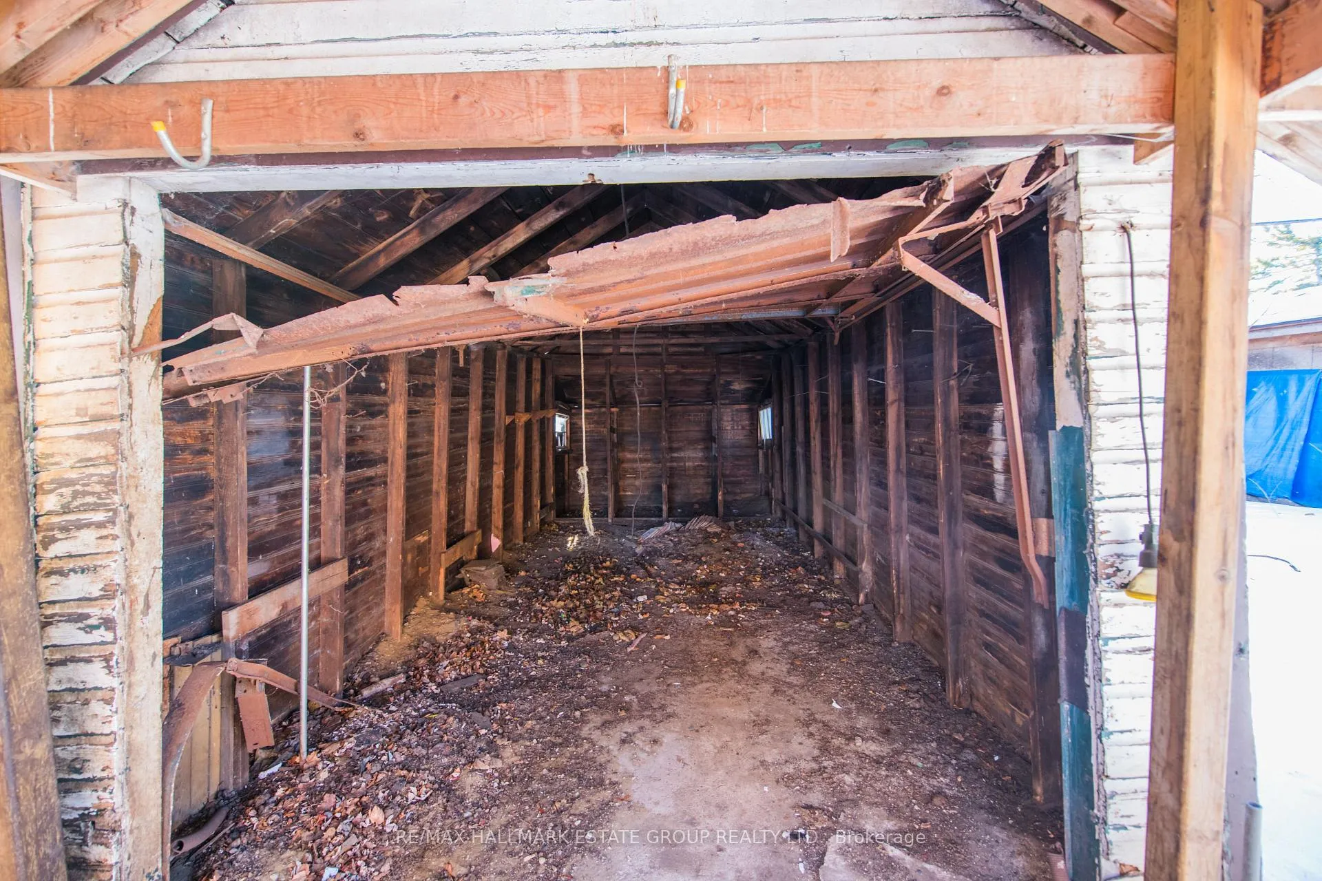 Photo 44 of 85 Kings Park Boulevard, Toronto, Danforth Village-East York — HOMEH