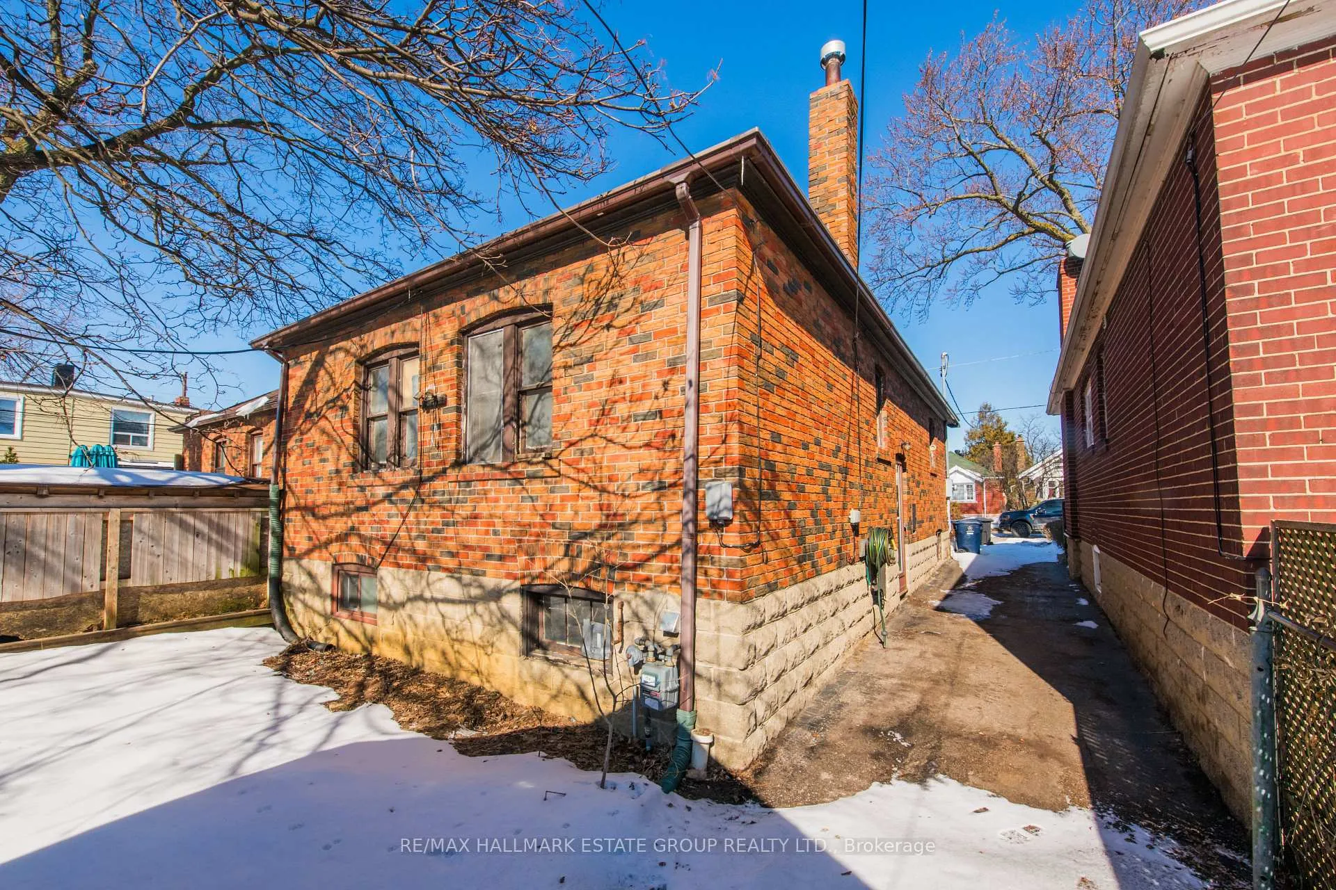 Photo 45 of 85 Kings Park Boulevard, Toronto, Danforth Village-East York — HOMEH