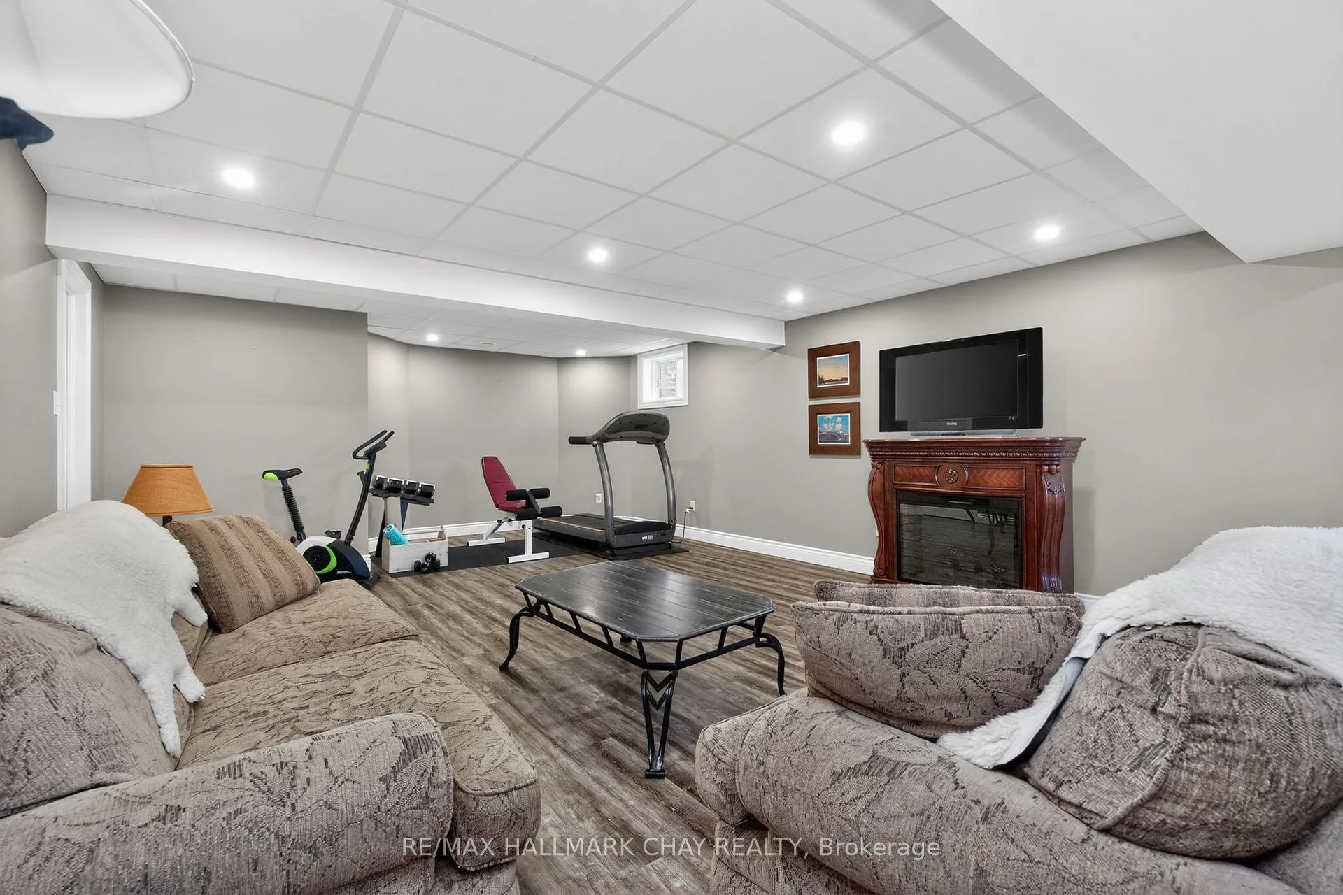 Photo 26 of 48 Marlow Circle, Springwater, Hillsdale — HOMEH