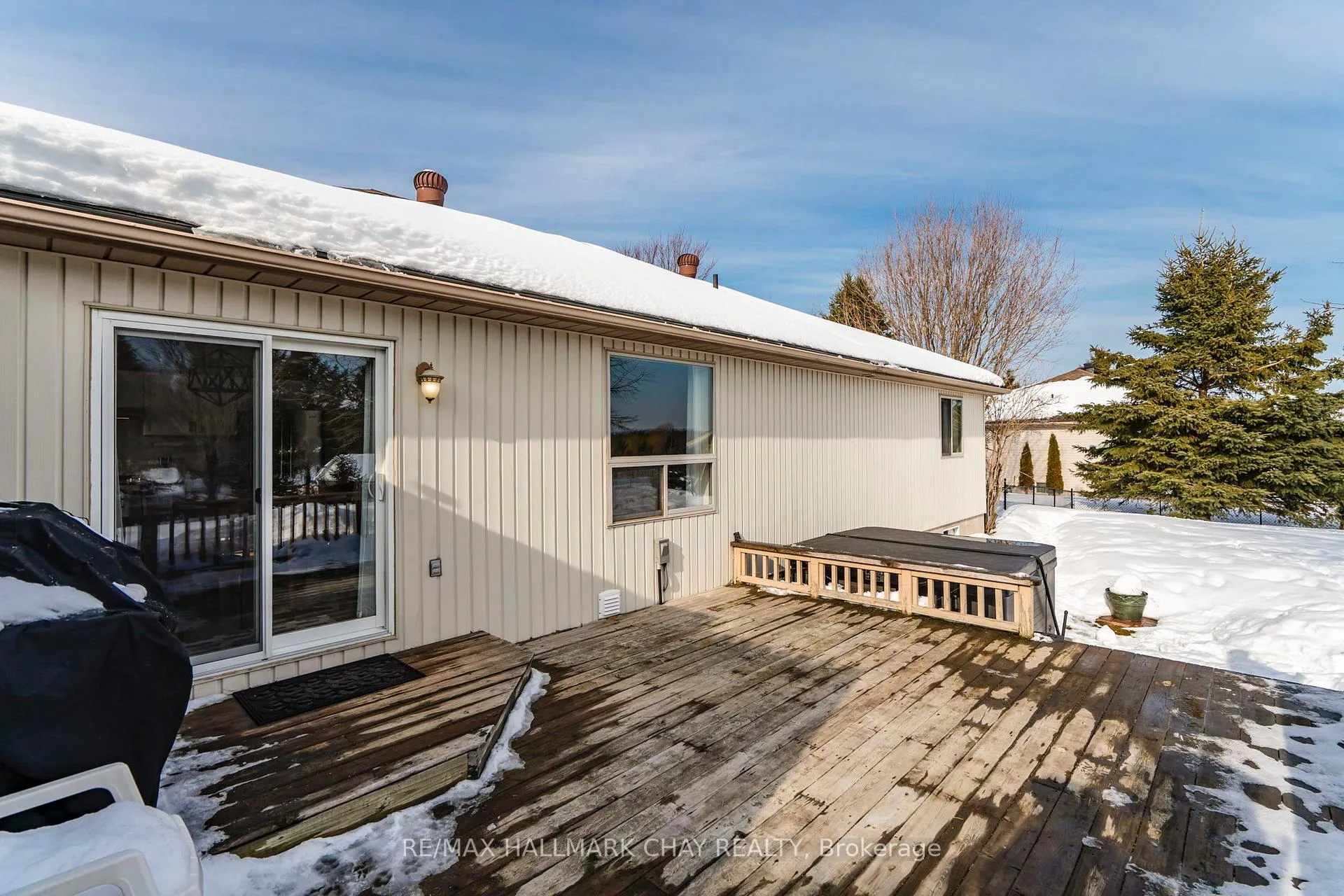 Photo 36 of 48 Marlow Circle, Springwater, Hillsdale — HOMEH
