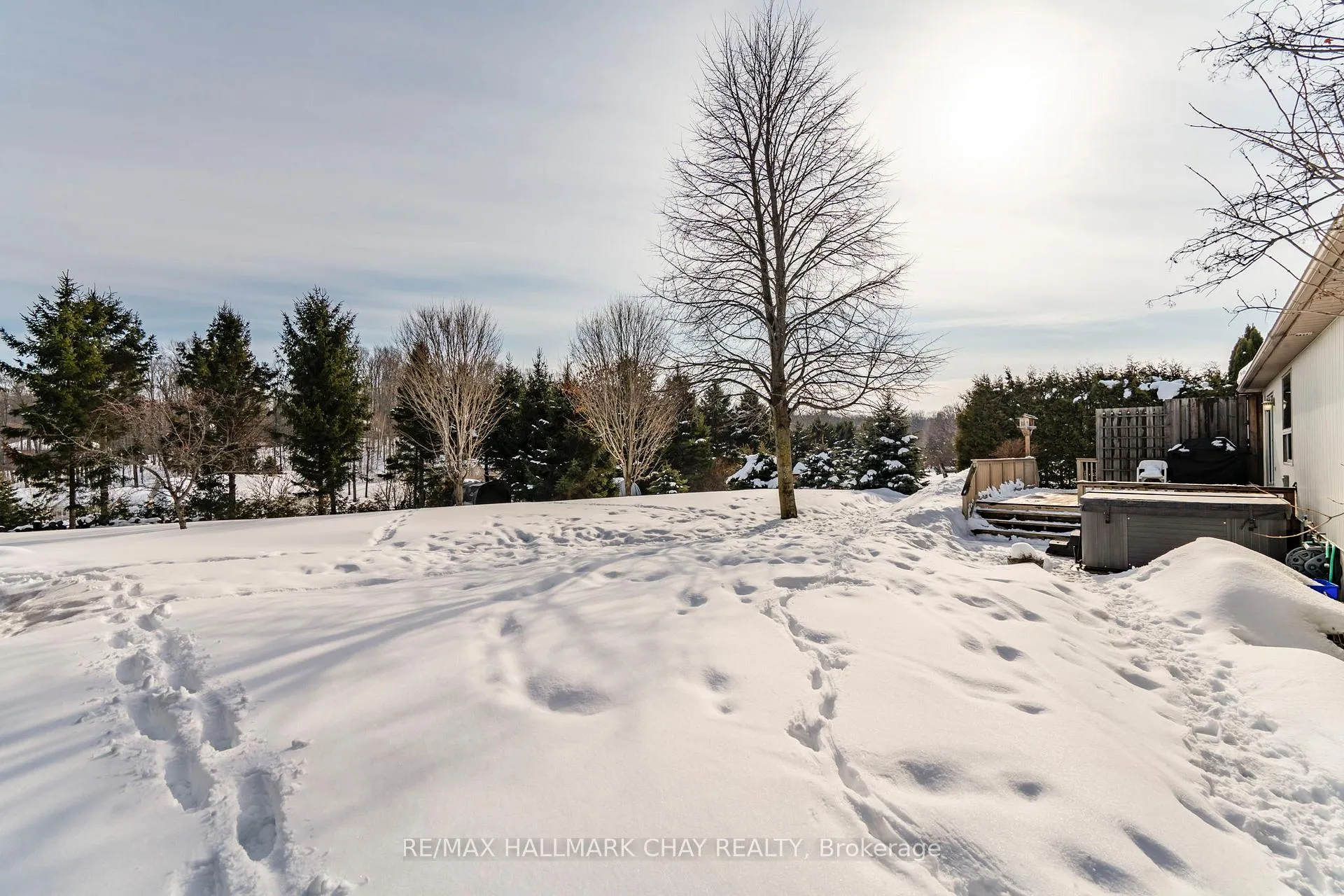 Photo 38 of 48 Marlow Circle, Springwater, Hillsdale — HOMEH