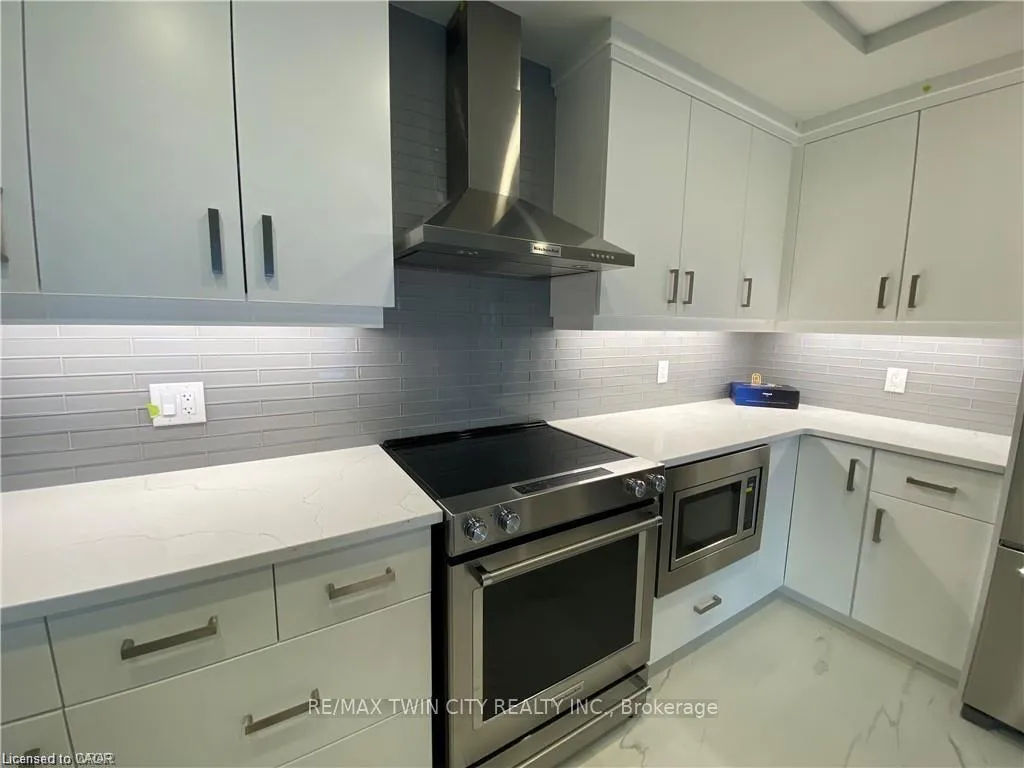 Photo 8 of Unit 710, 71 Wyndham Street S, Guelph, St. Patrick's Ward — HOMEH