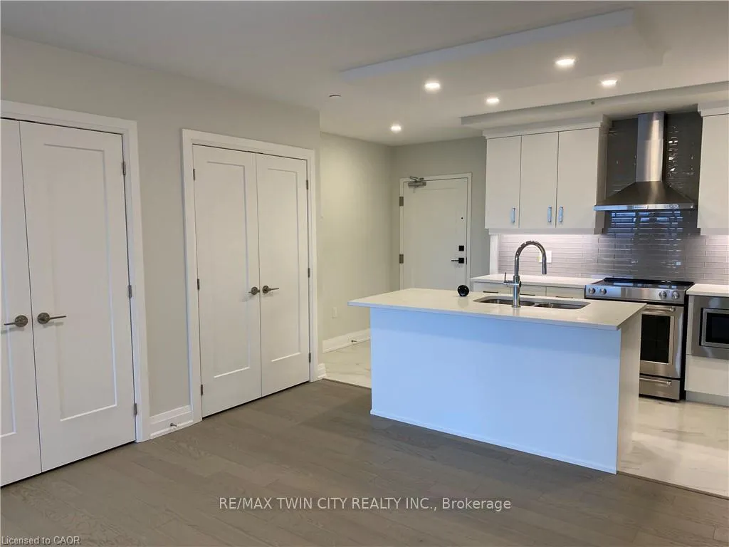 Photo 12 of Unit 710, 71 Wyndham Street S, Guelph, St. Patrick's Ward — HOMEH