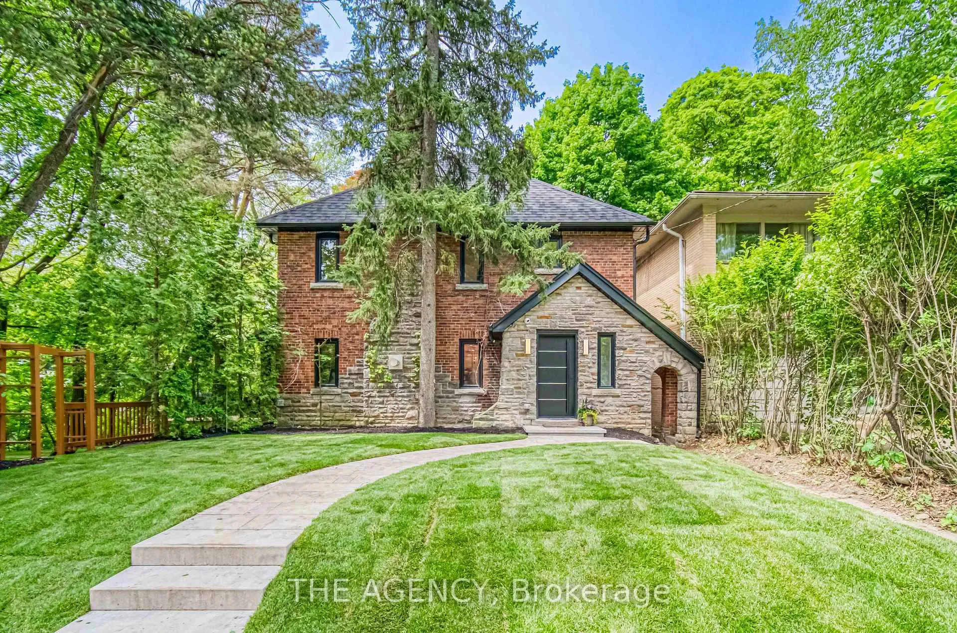 Photo 1 of 16 Duncannon Drive, Toronto, Forest Hill South — HOMEH