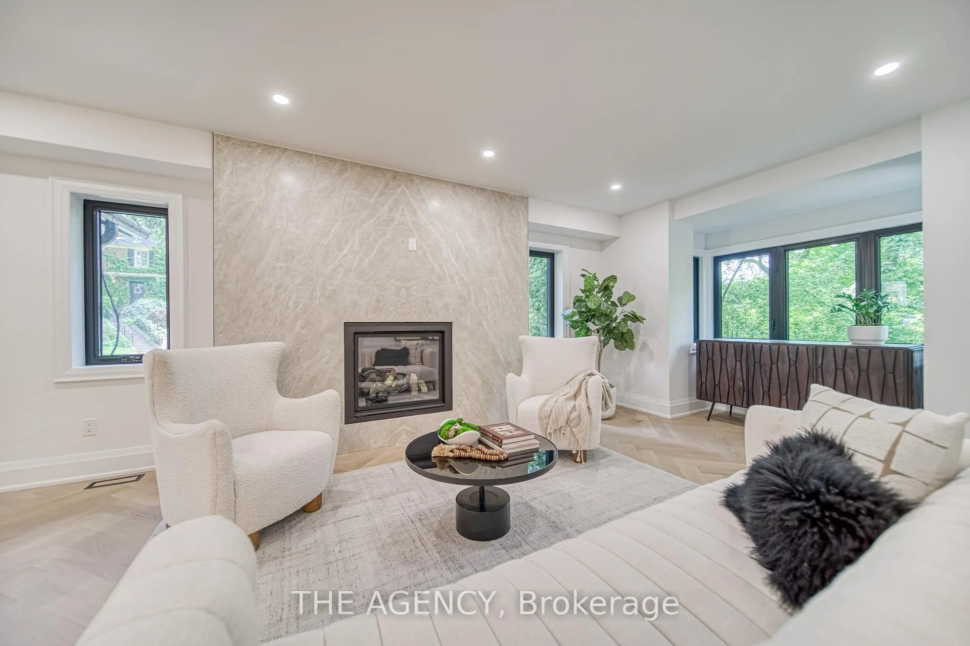 Photo 6 of 16 Duncannon Drive, Toronto, Forest Hill South — HOMEH