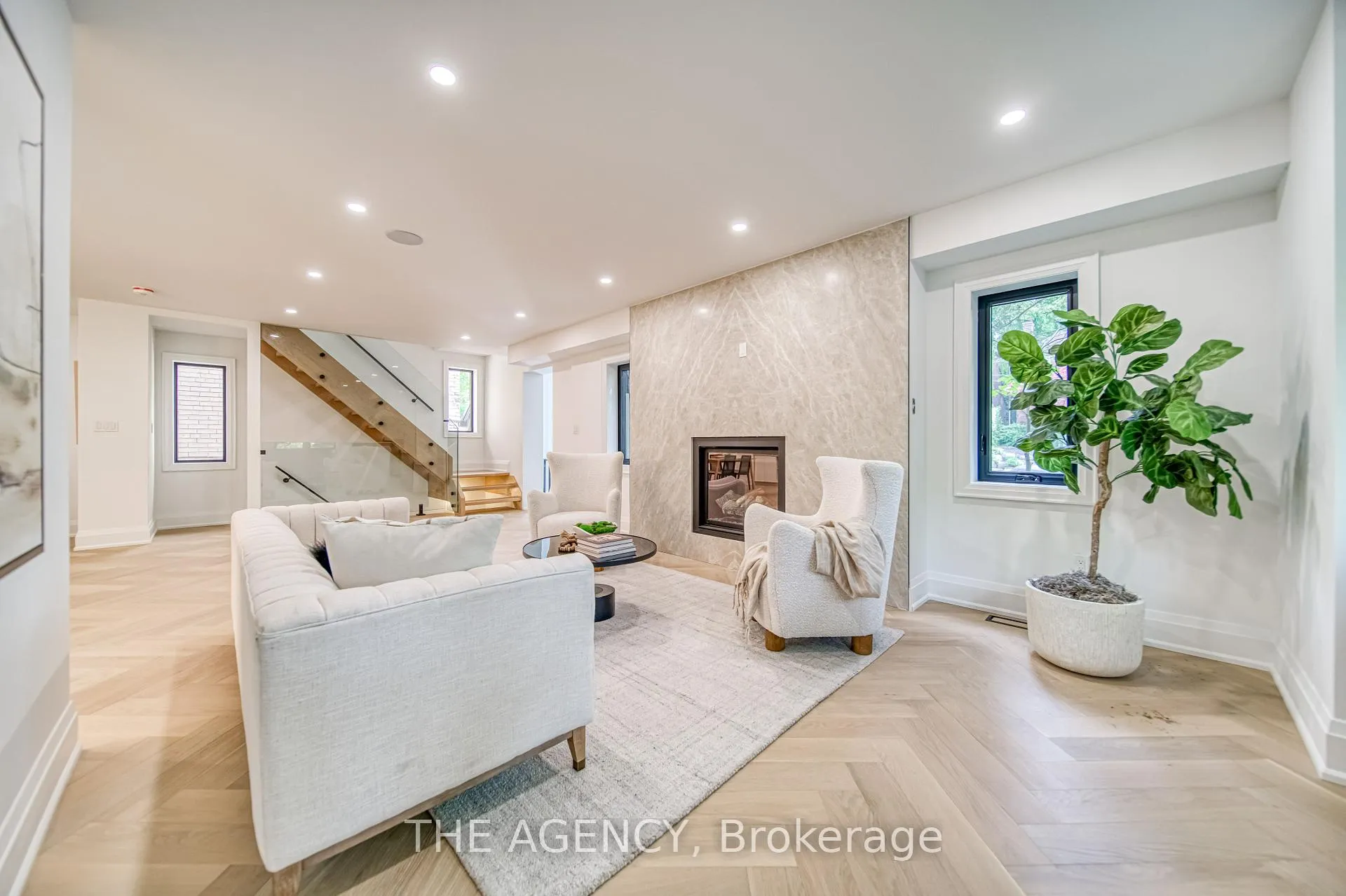 Photo 7 of 16 Duncannon Drive, Toronto, Forest Hill South — HOMEH