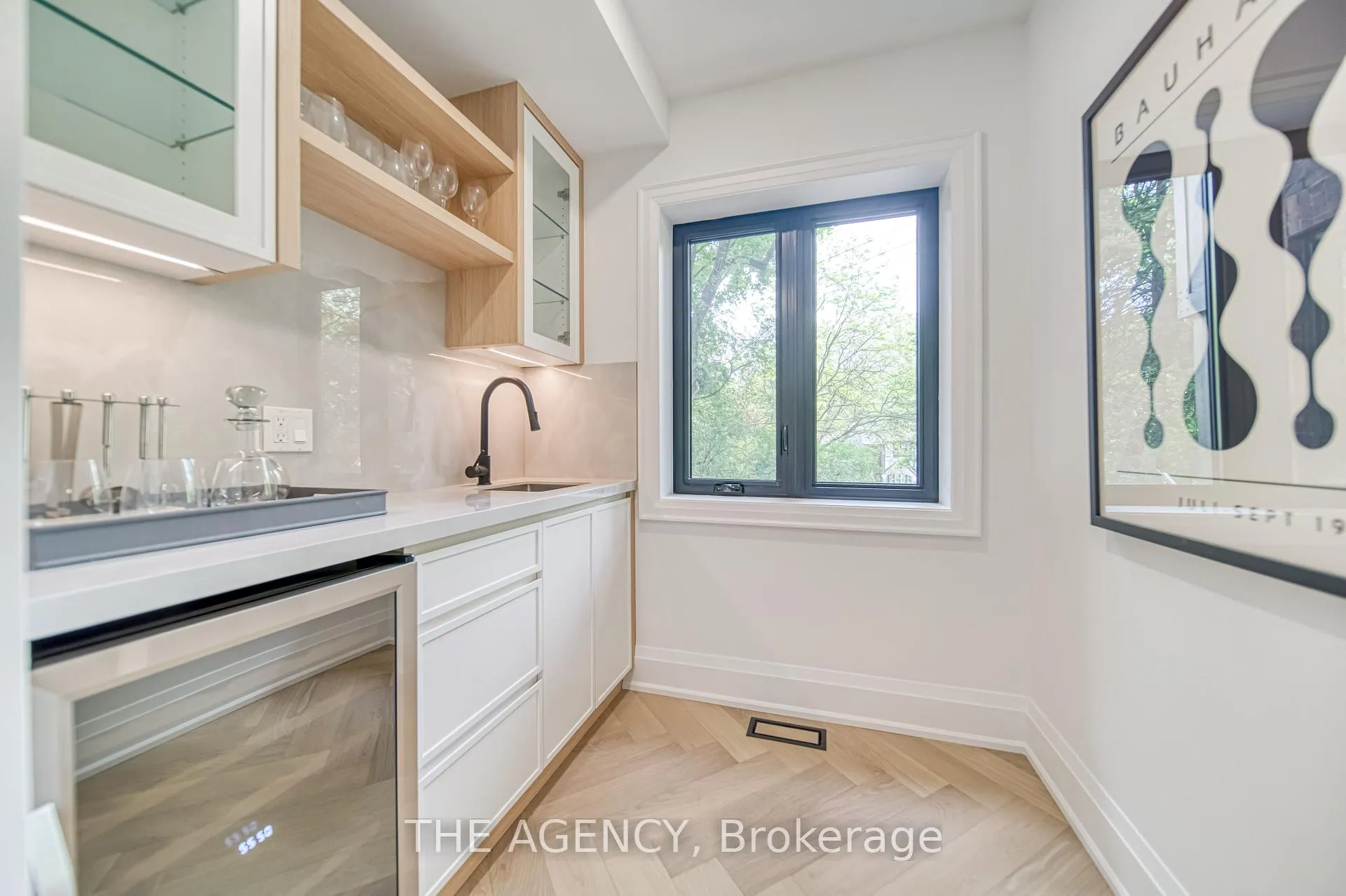 Photo 13 of 16 Duncannon Drive, Toronto, Forest Hill South — HOMEH