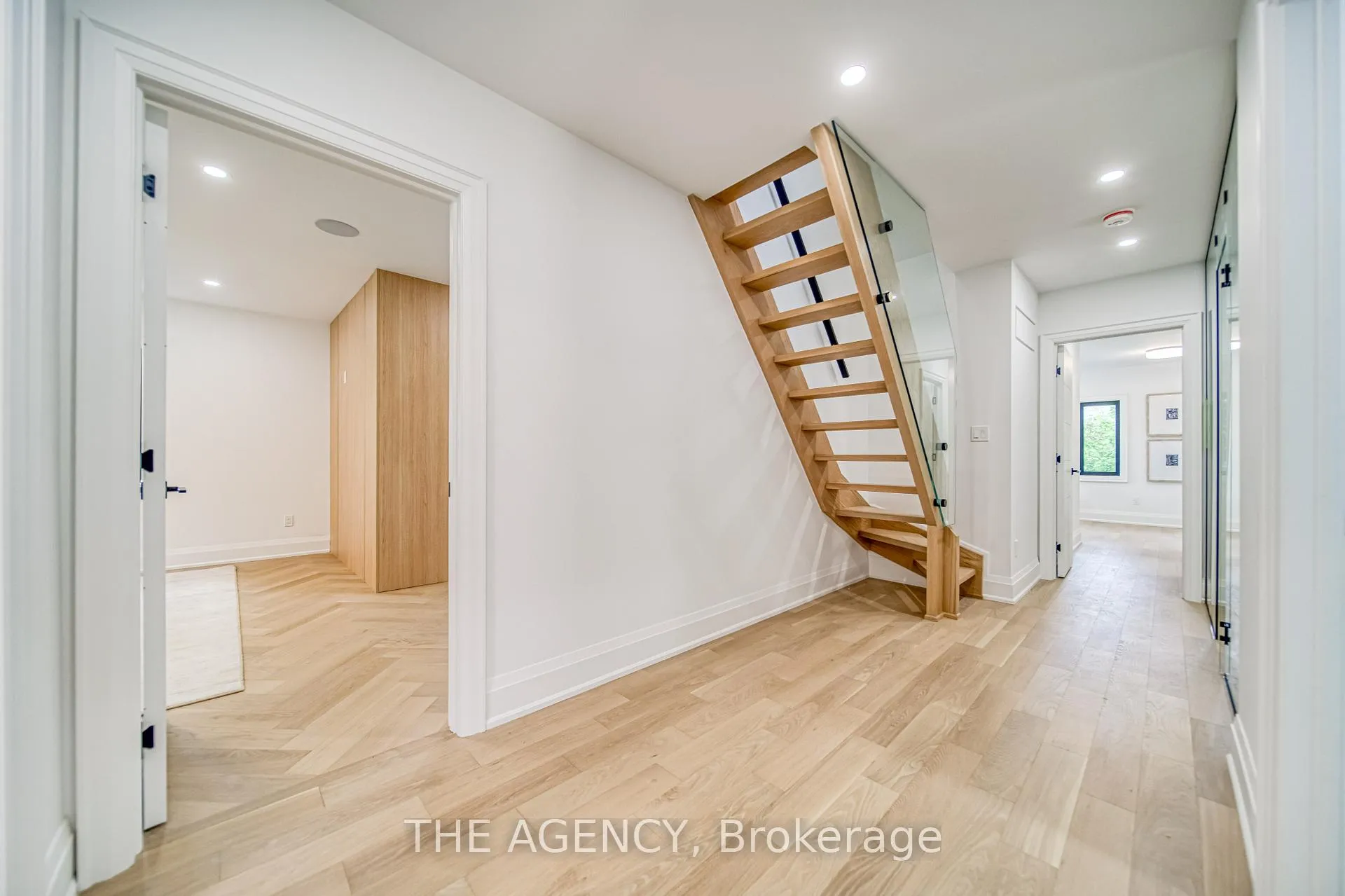 Photo 16 of 16 Duncannon Drive, Toronto, Forest Hill South — HOMEH