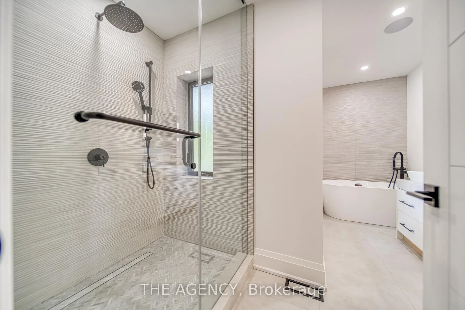 Photo 20 of 16 Duncannon Drive, Toronto, Forest Hill South — HOMEH