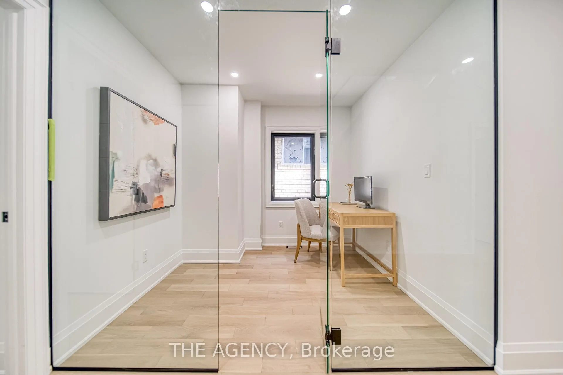 Photo 24 of 16 Duncannon Drive, Toronto, Forest Hill South — HOMEH