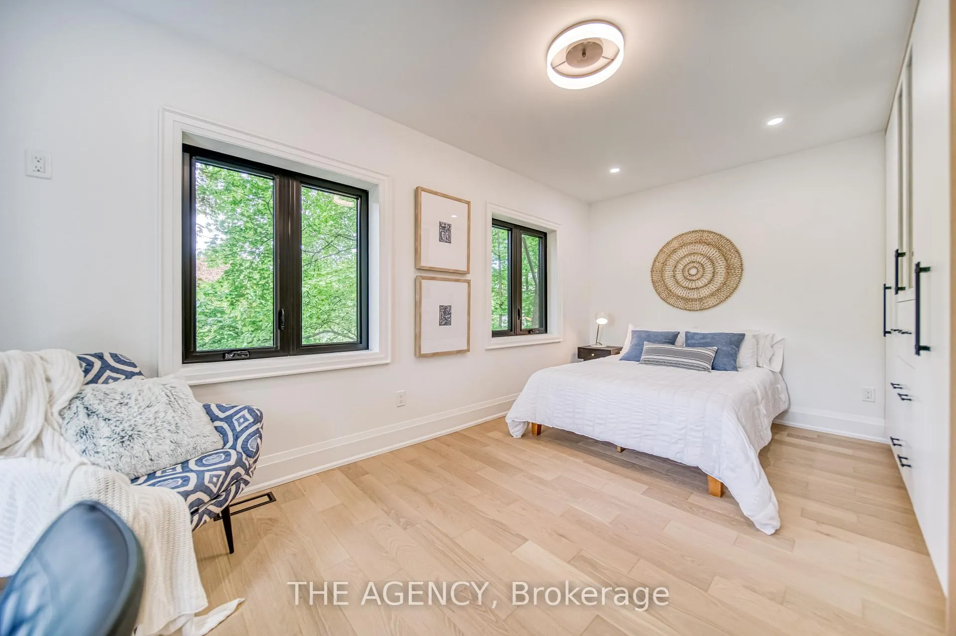 Photo 25 of 16 Duncannon Drive, Toronto, Forest Hill South — HOMEH
