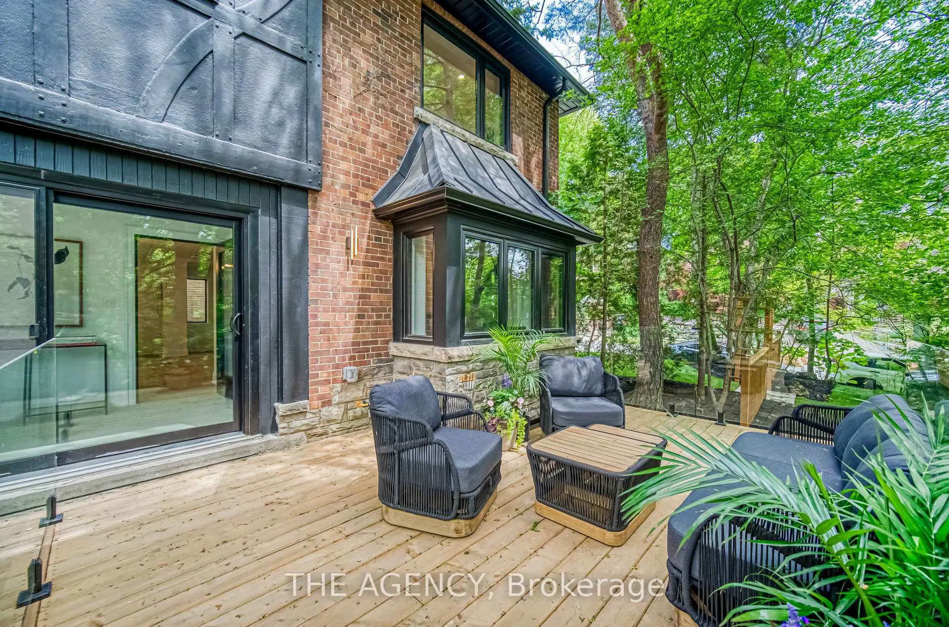 Photo 35 of 16 Duncannon Drive, Toronto, Forest Hill South — HOMEH
