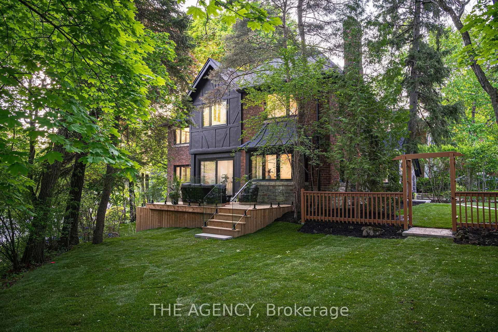 Photo 39 of 16 Duncannon Drive, Toronto, Forest Hill South — HOMEH