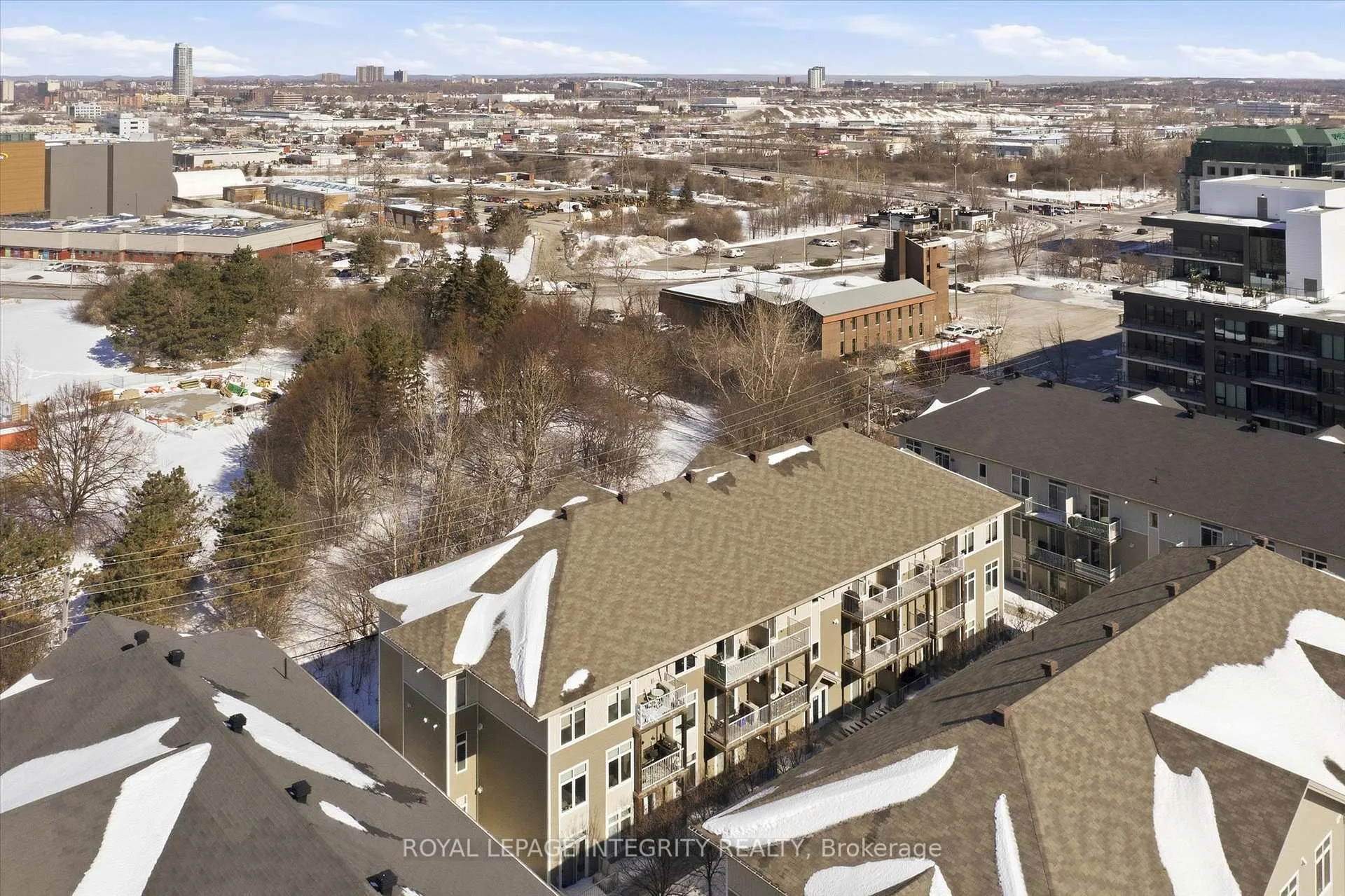 Photo 27 of Unit C, 849 Blackcomb Private, Ottawa, Elmvale Acres — HOMEH