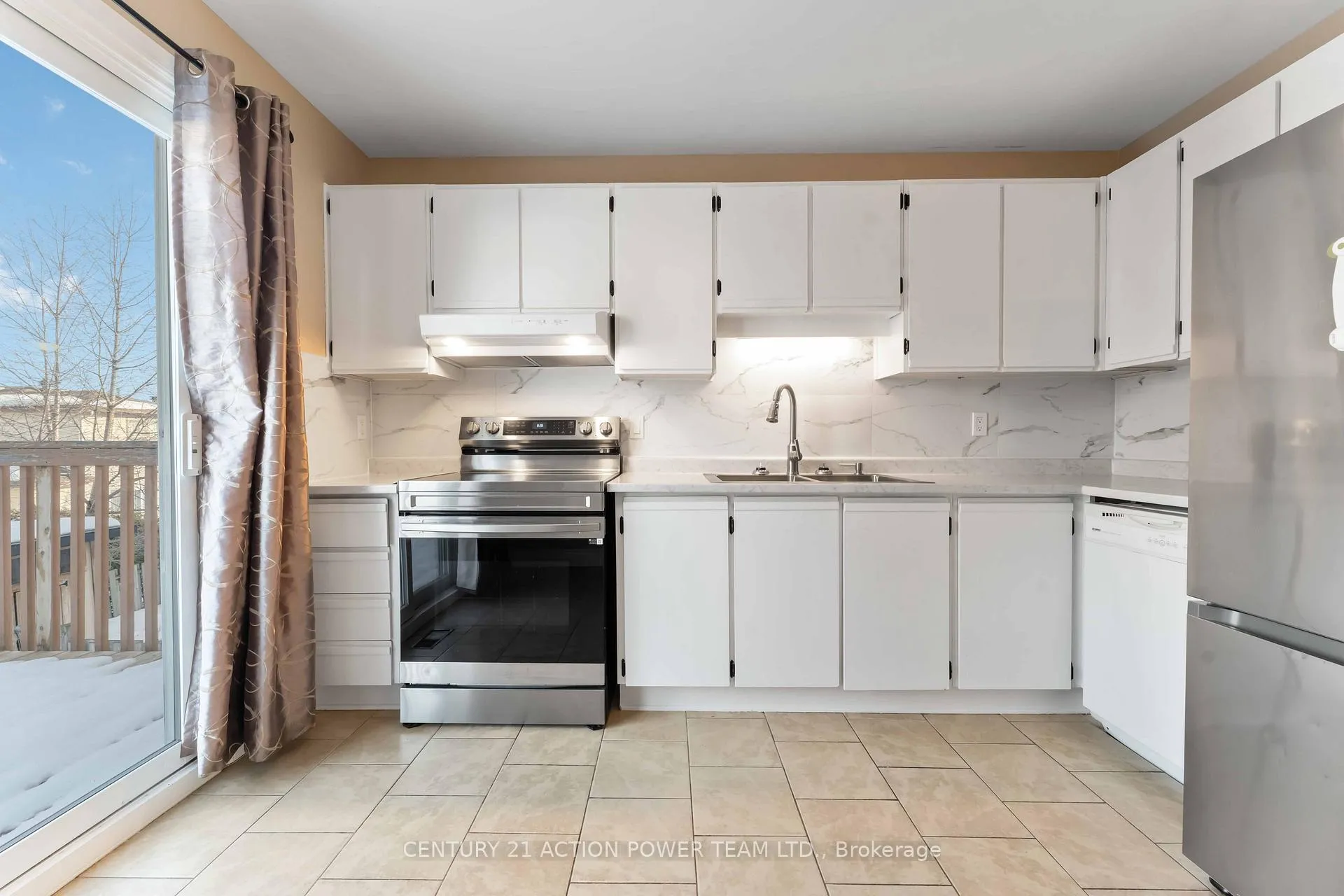 Photo 16 of Unit A, 1936 Longman Crescent, Ottawa, Chateauneuf — HOMEH