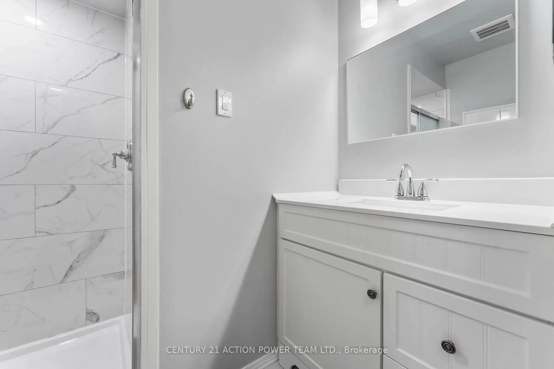 Photo 23 of Unit A, 1936 Longman Crescent, Ottawa, Chateauneuf — HOMEH