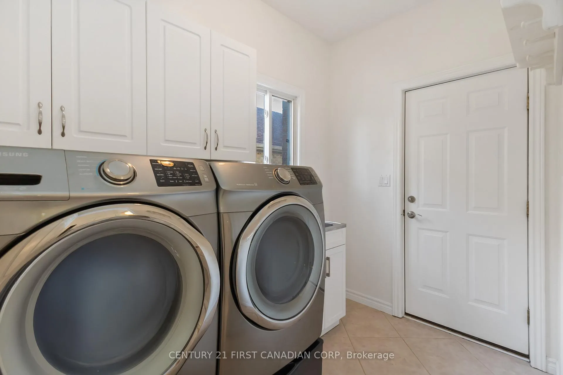 Photo 12 of 1 Watson Crescent, Central Elgin, Rural Central Elgin — HOMEH