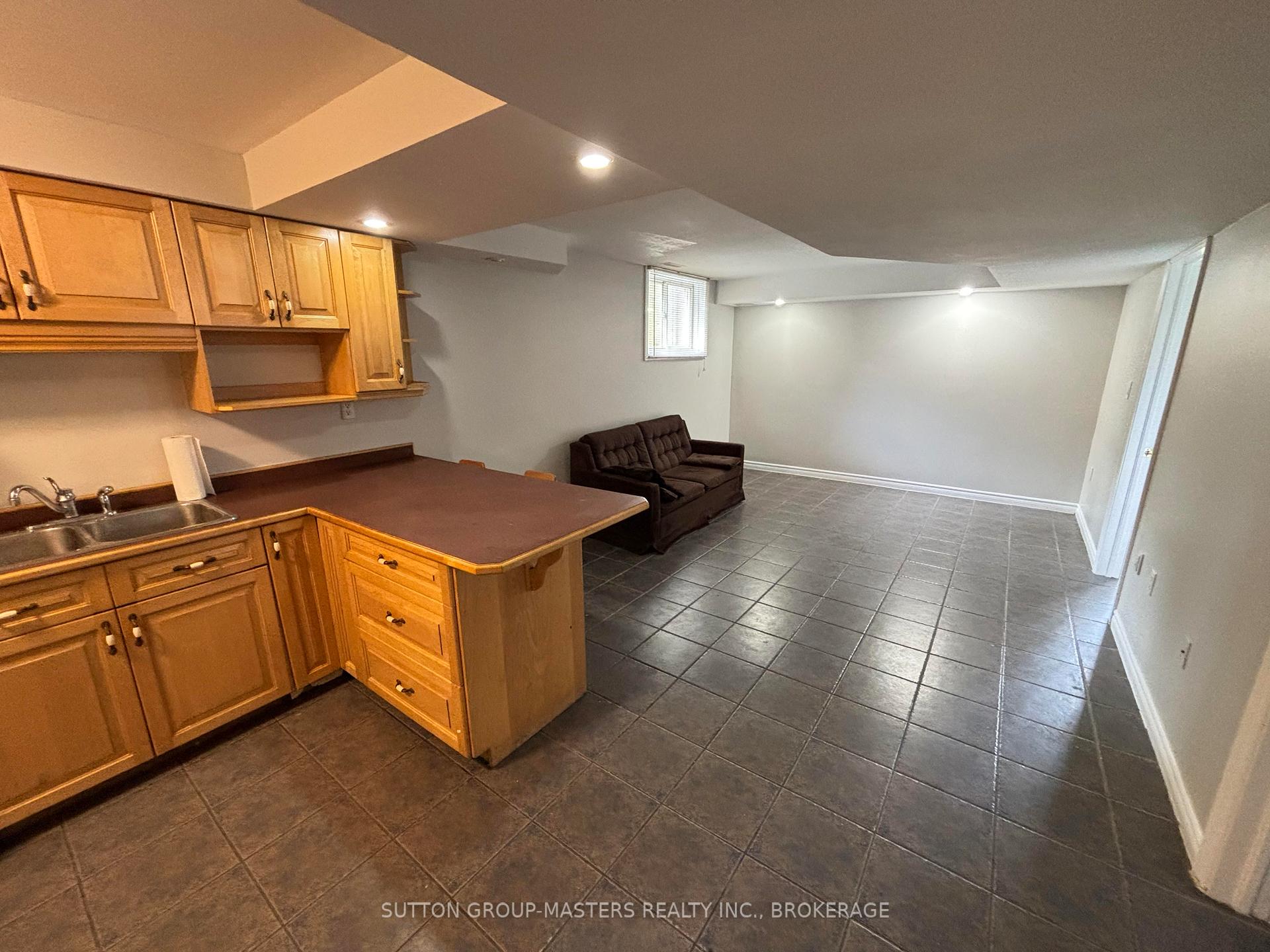 Photo 3 of Unit 2, 160 Nelson Street, Kingston, Central City East — HOMEH