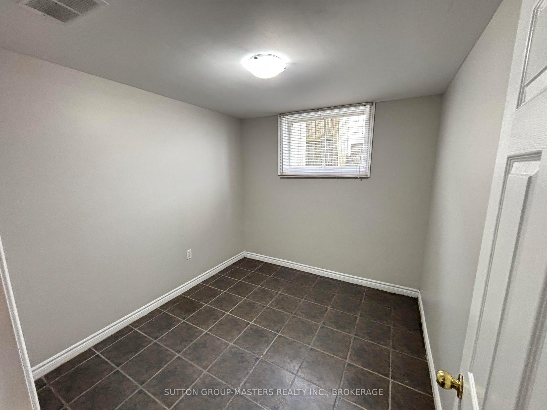Photo 4 of Unit 2, 160 Nelson Street, Kingston, Central City East — HOMEH