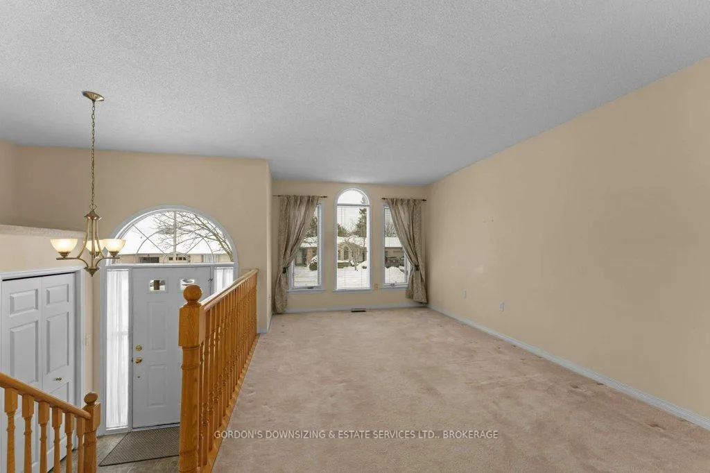 Photo 6 of 1112 Featherstone Court, Kingston, City Southwest — HOMEH