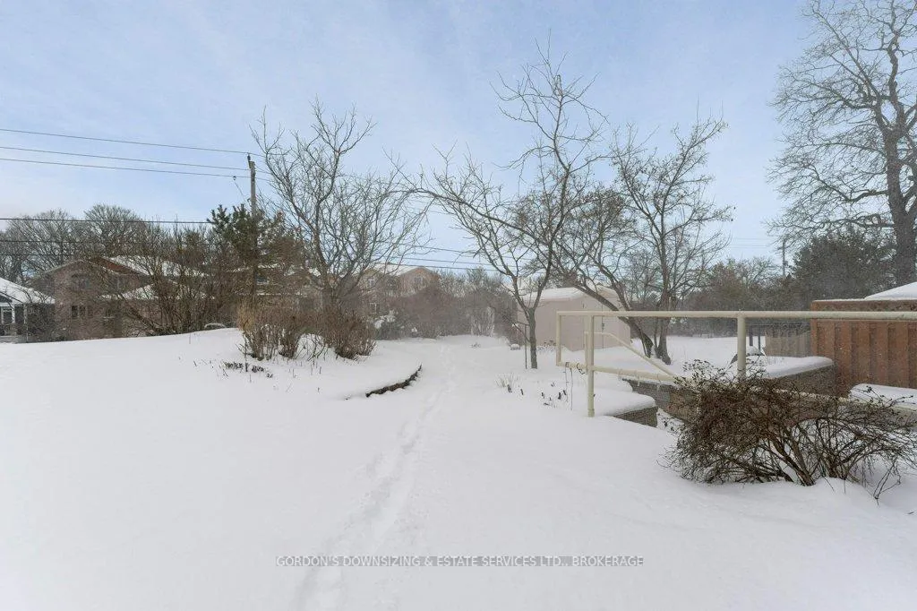 Photo 40 of 1112 Featherstone Court, Kingston, City Southwest — HOMEH