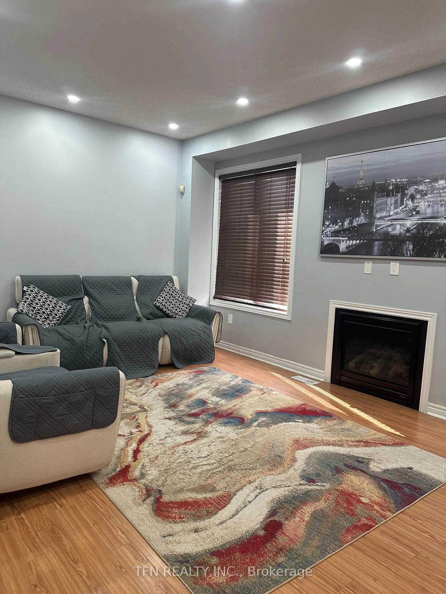 Photo 3 of 12 Whitepoppy Drive N, Brampton, Northwest Brampton — HOMEH