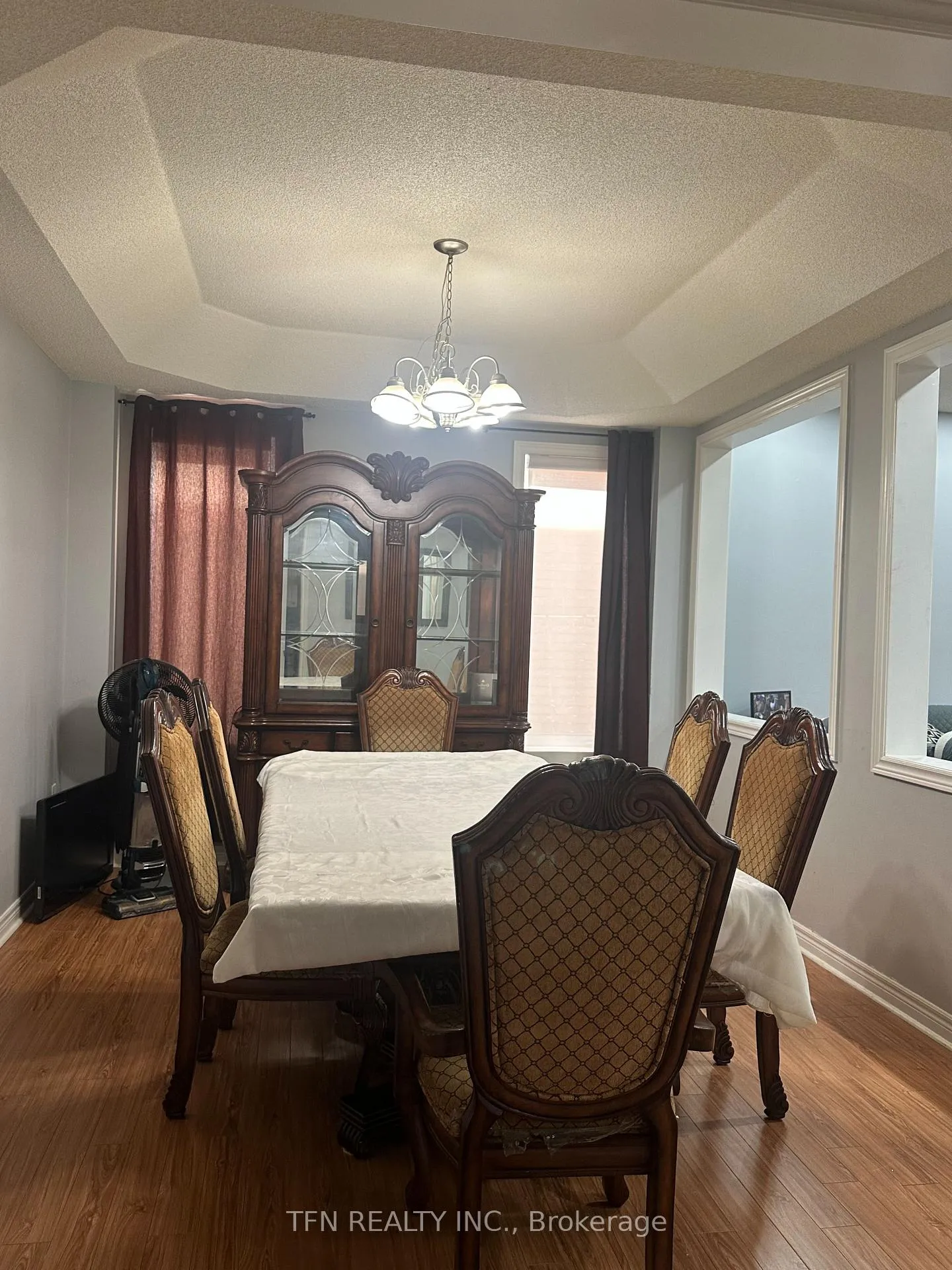 Photo 4 of 12 Whitepoppy Drive N, Brampton, Northwest Brampton — HOMEH
