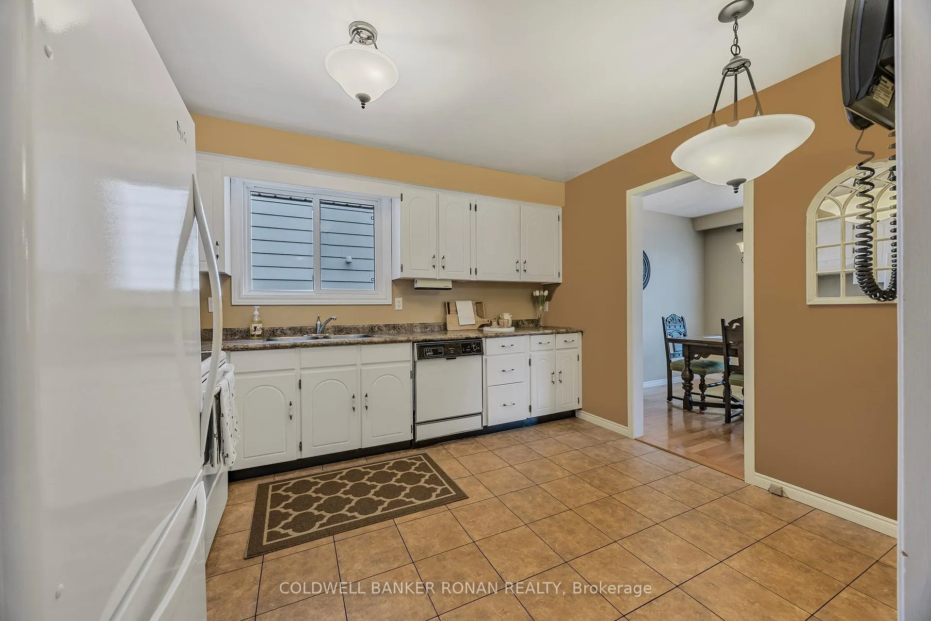 Photo 8 of 39 Mitchell Avenue, New Tecumseth, Alliston — HOMEH