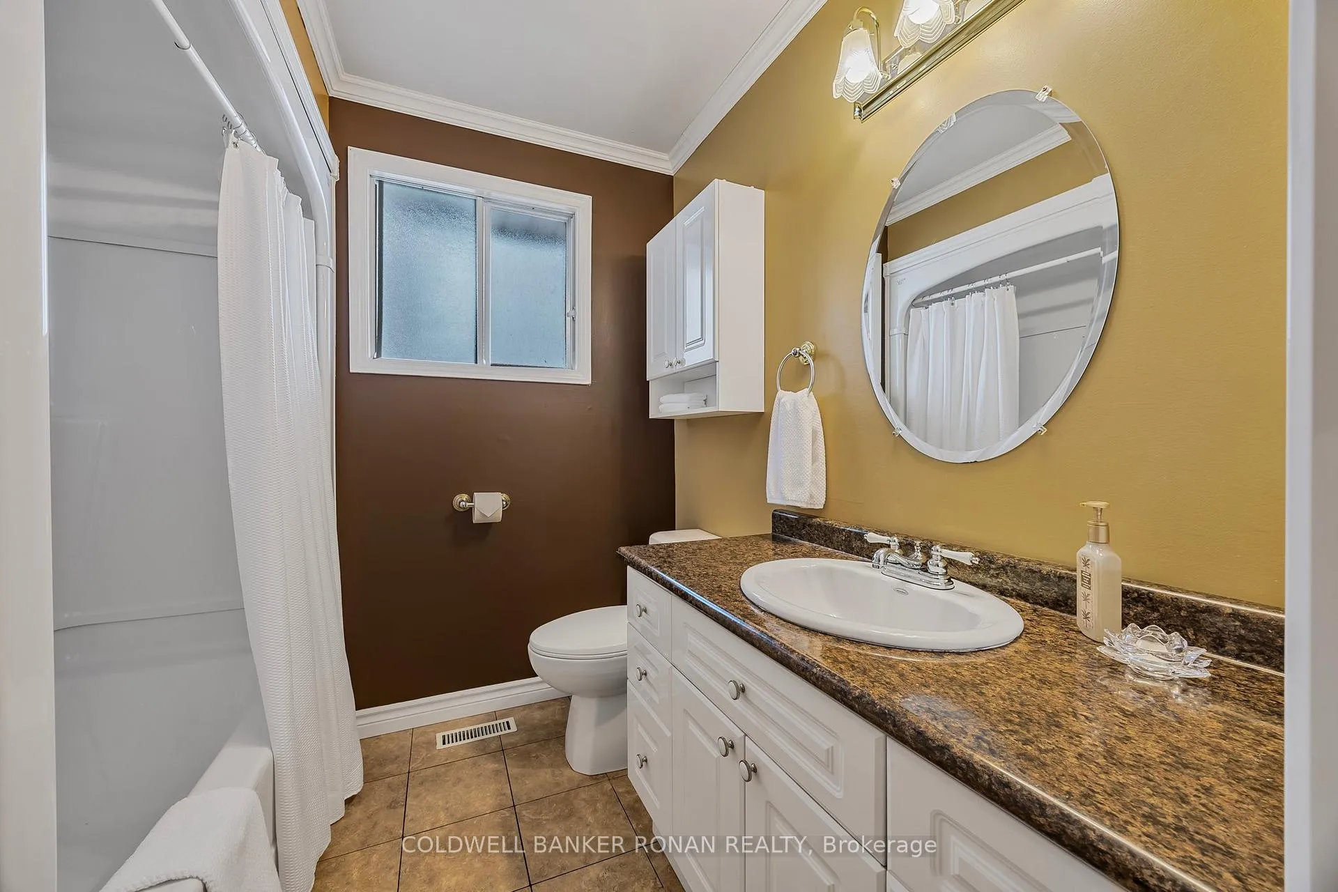 Photo 17 of 39 Mitchell Avenue, New Tecumseth, Alliston — HOMEH