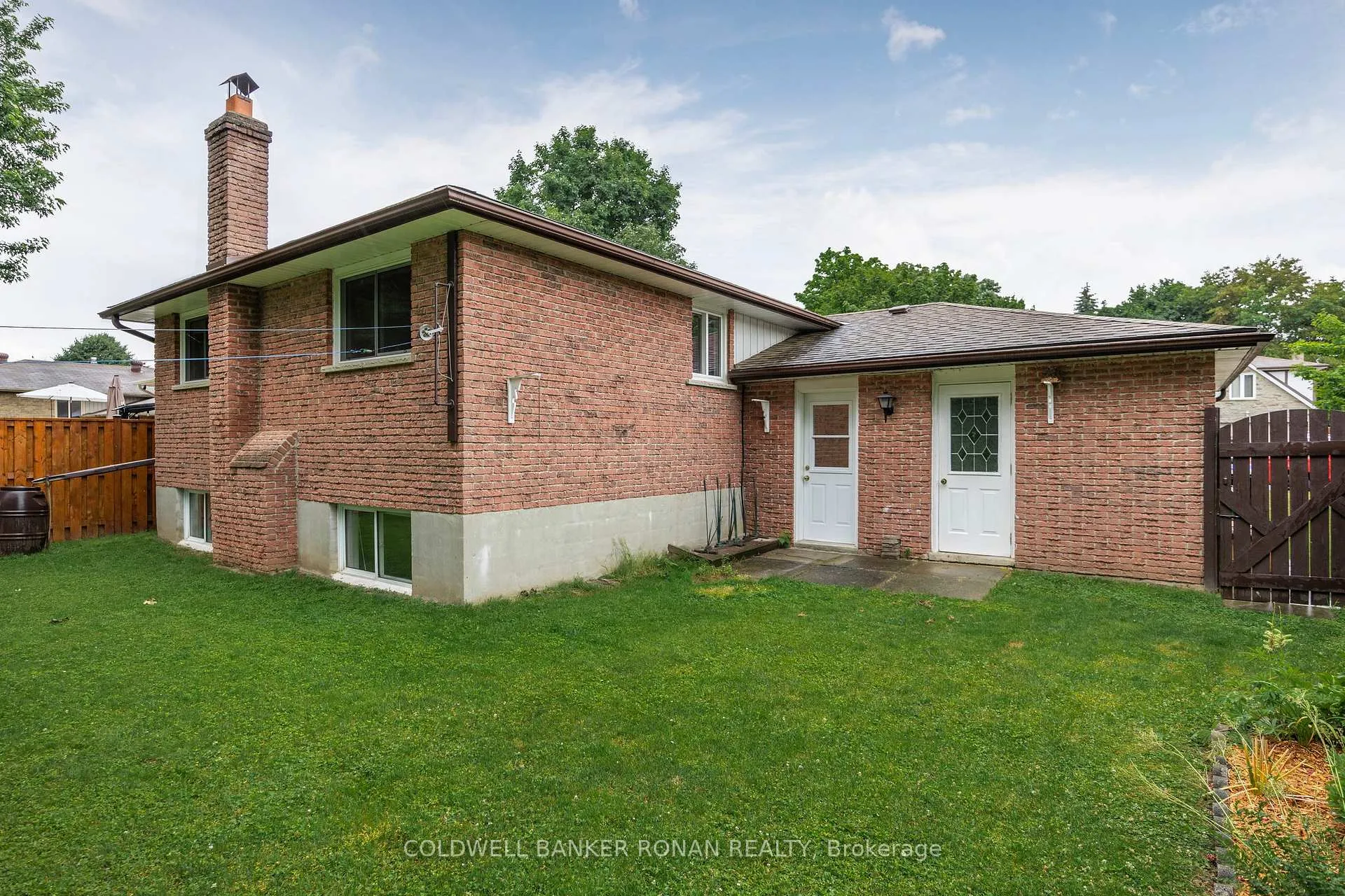 Photo 30 of 39 Mitchell Avenue, New Tecumseth, Alliston — HOMEH