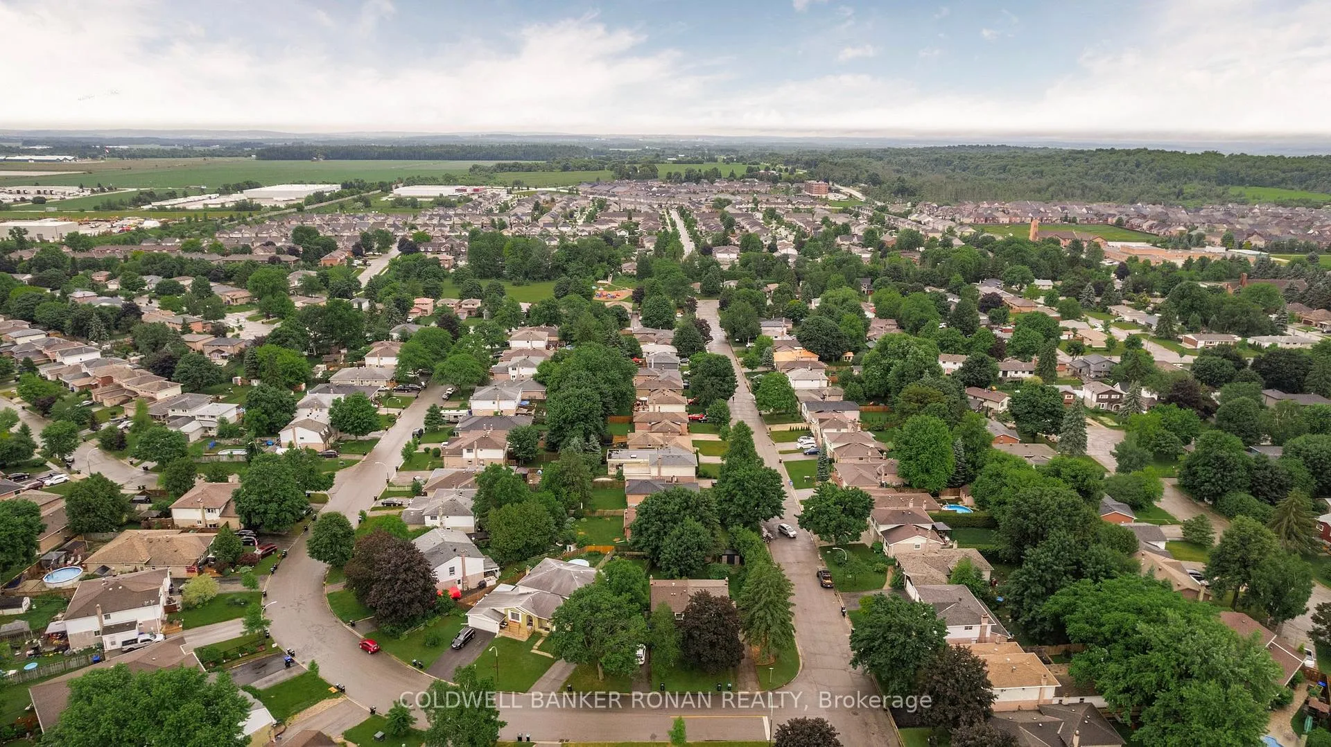 Photo 41 of 39 Mitchell Avenue, New Tecumseth, Alliston — HOMEH