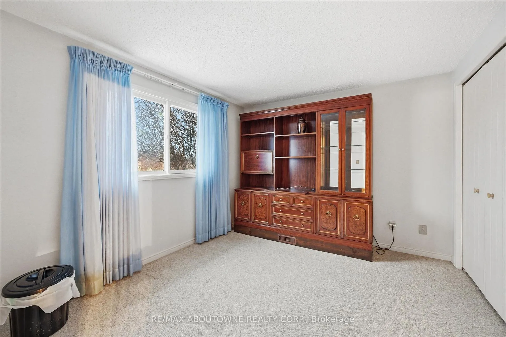 Photo 27 of 2115 Upland Drive, Burlington, Headon — HOMEH