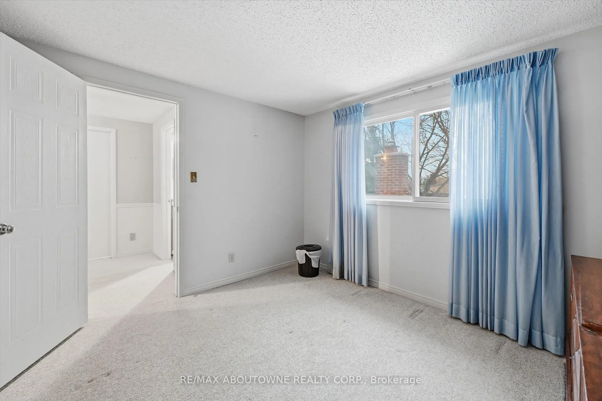 Photo 28 of 2115 Upland Drive, Burlington, Headon — HOMEH
