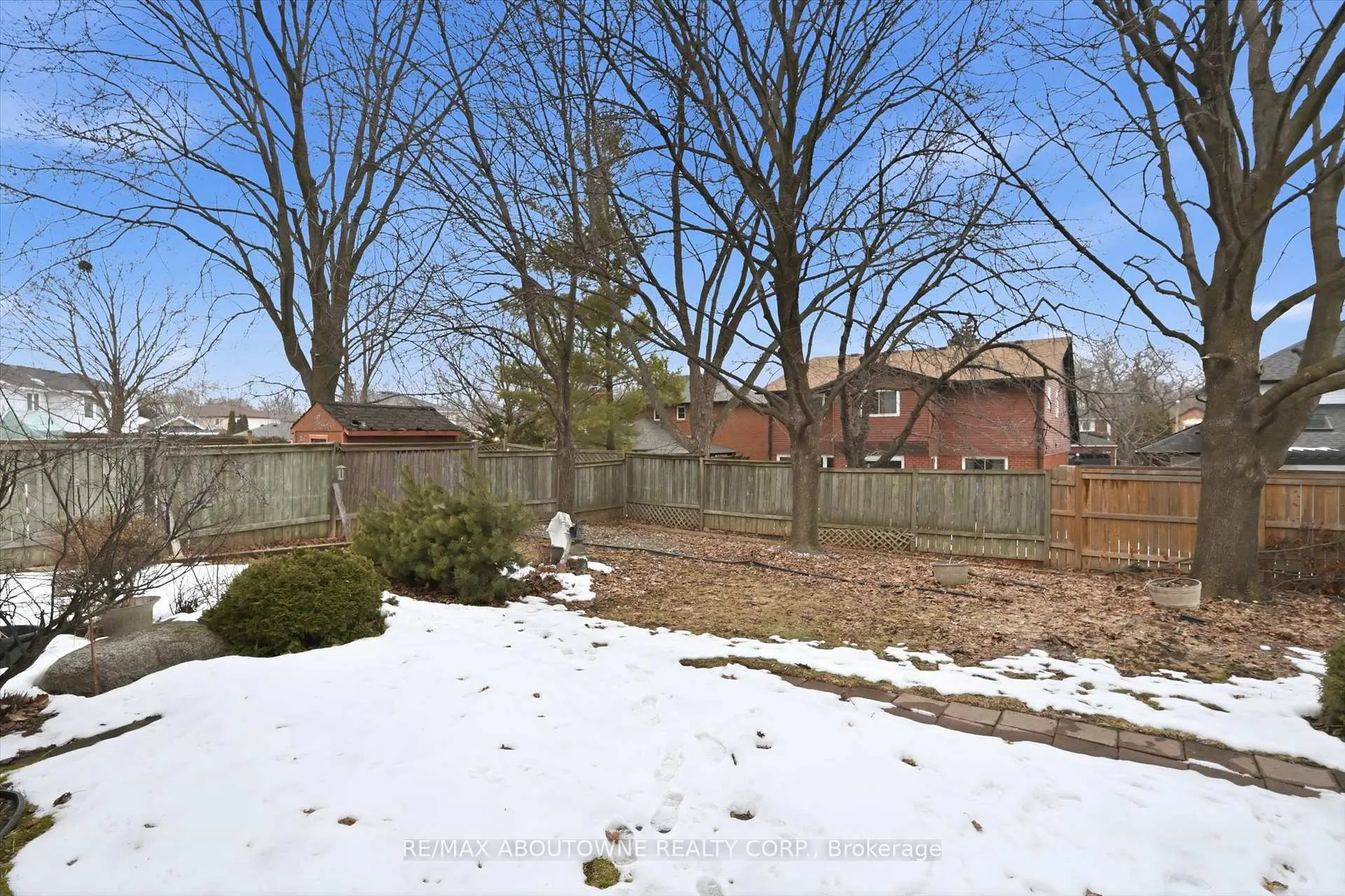 Photo 42 of 2115 Upland Drive, Burlington, Headon — HOMEH