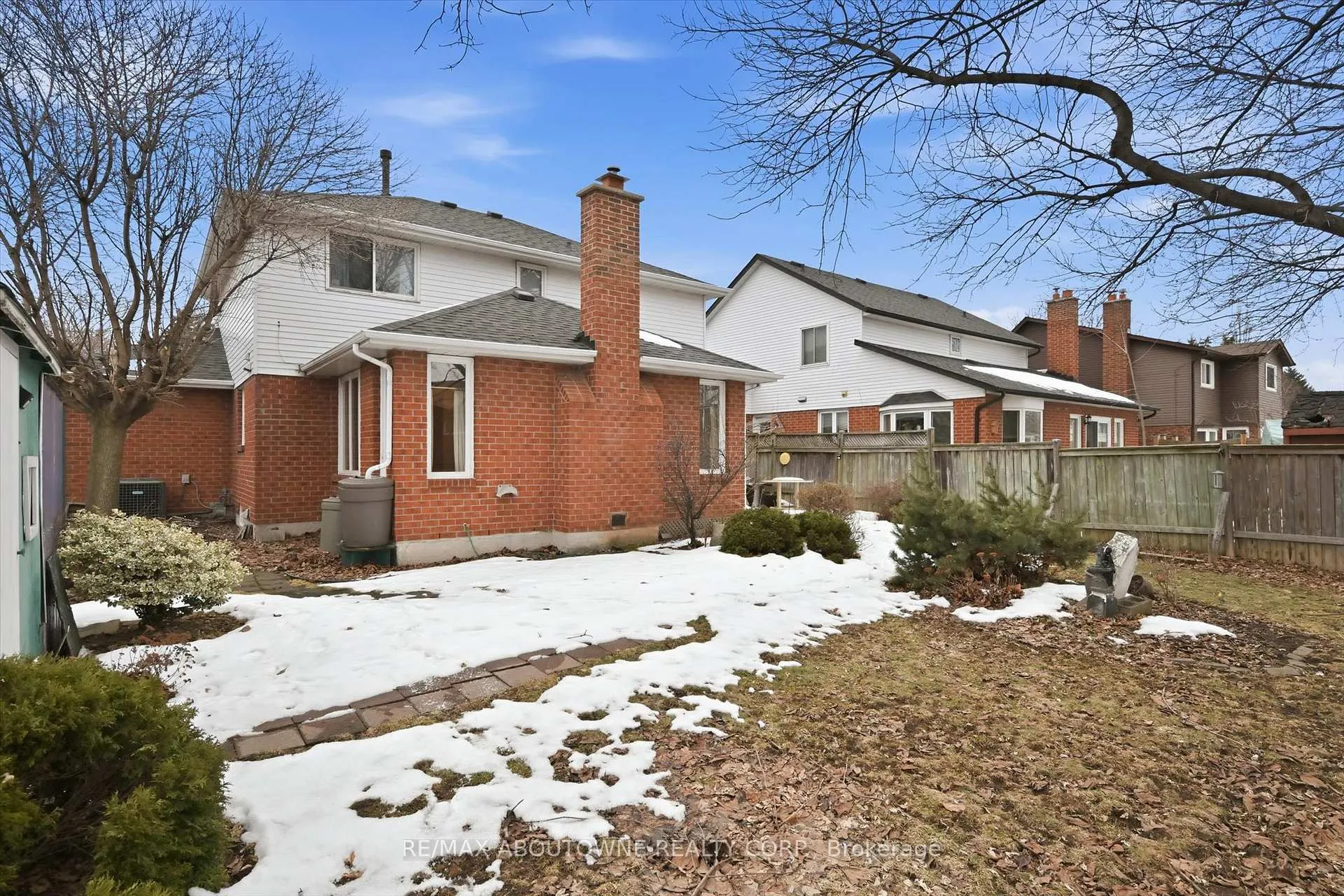 Photo 43 of 2115 Upland Drive, Burlington, Headon — HOMEH