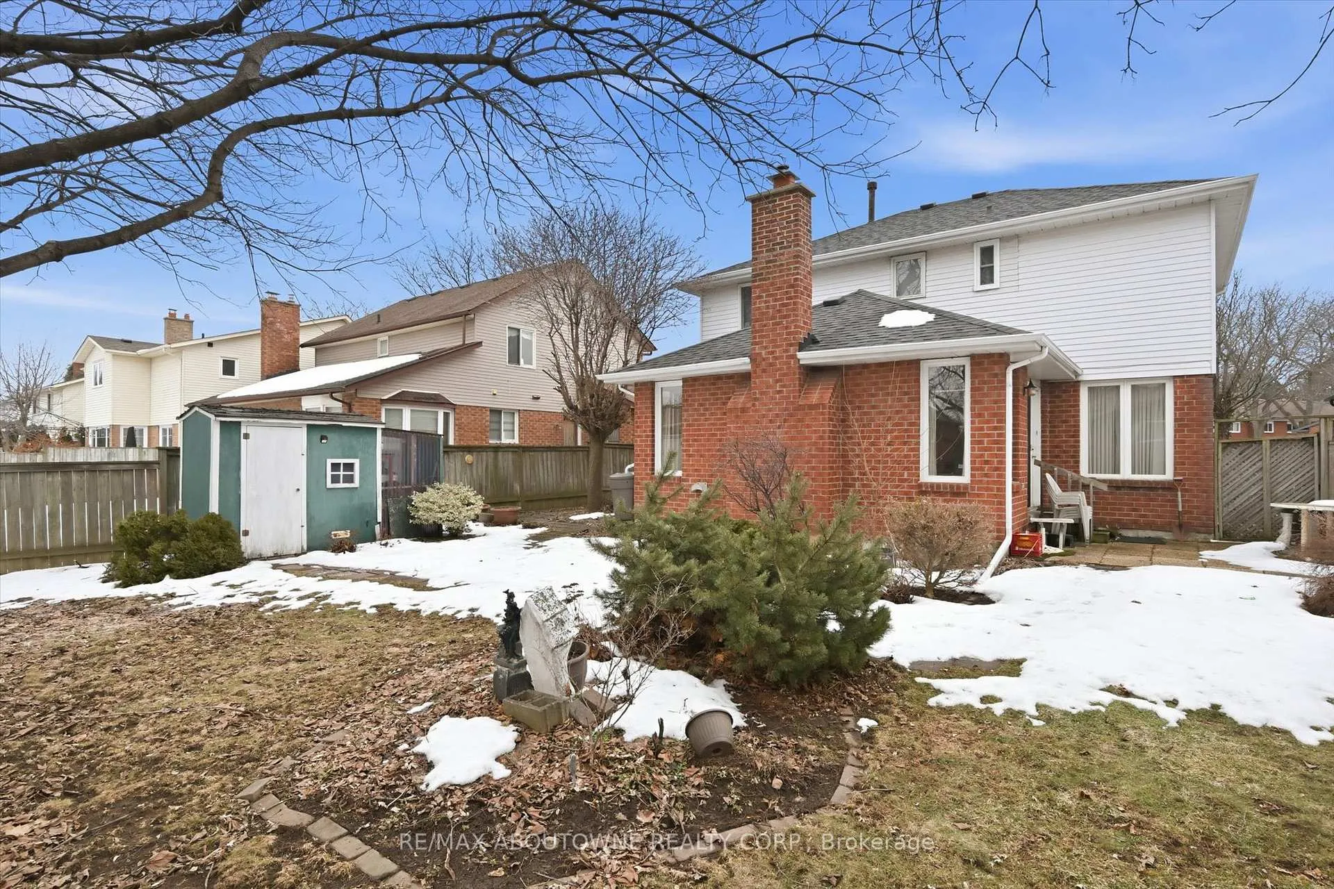 Photo 44 of 2115 Upland Drive, Burlington, Headon — HOMEH