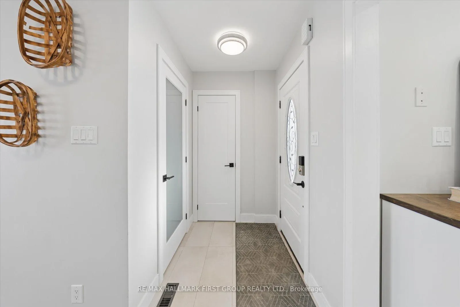 Photo 4 of 101 Natanya Boulevard, Georgina, Keswick North — HOMEH