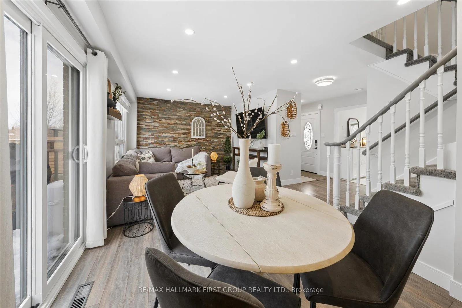 Photo 7 of 101 Natanya Boulevard, Georgina, Keswick North — HOMEH